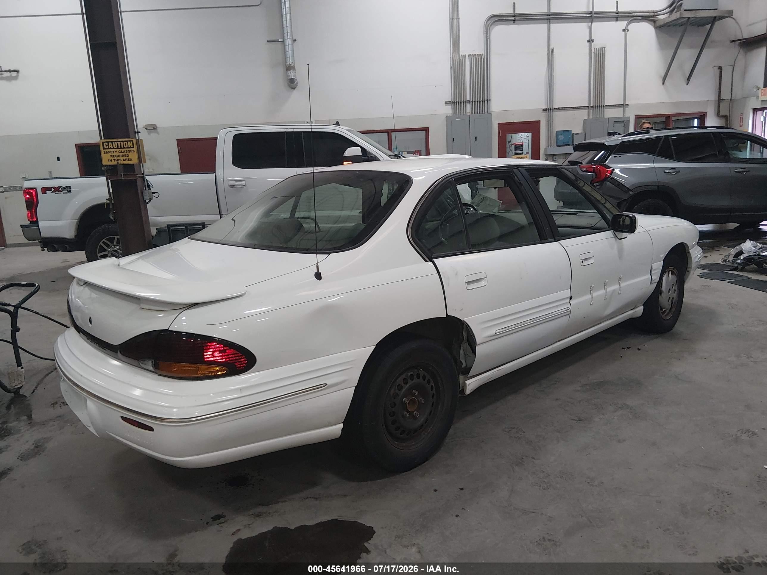 1997 Pontiac Bonneville Se White vin: 1G2HX52K9VH221068