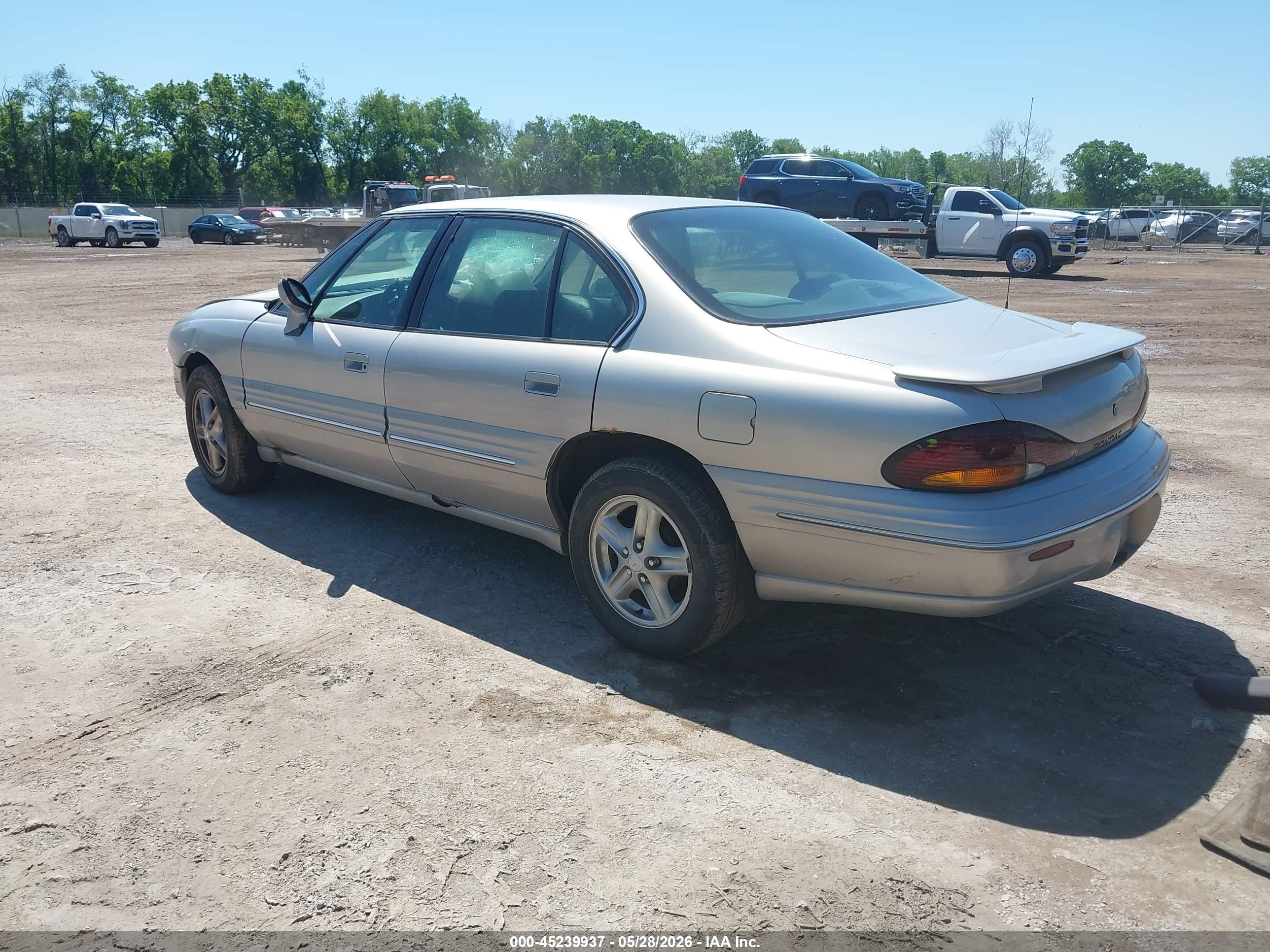 1998 Pontiac Bonneville Se Silver vin: 1G2HX52K9W4201413