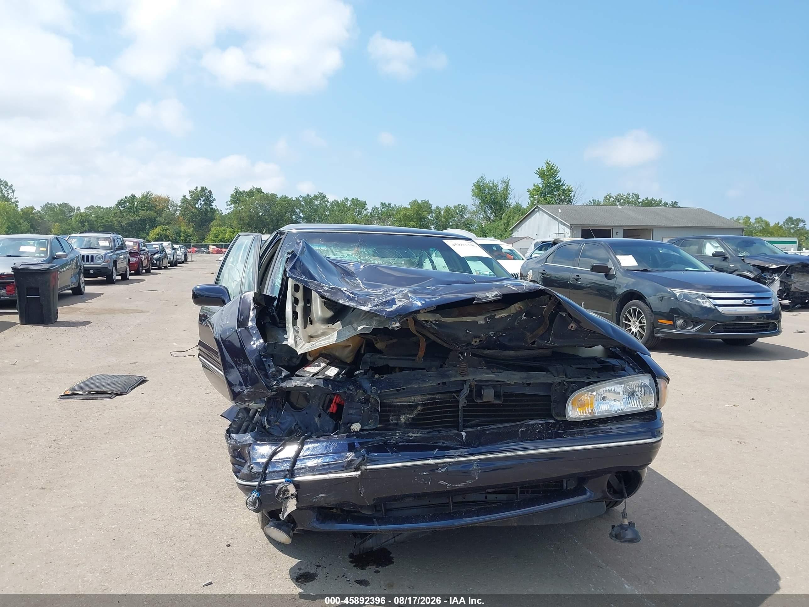1998 Pontiac Bonneville Se Dark Blue vin: 1G2HX52K9W4222181