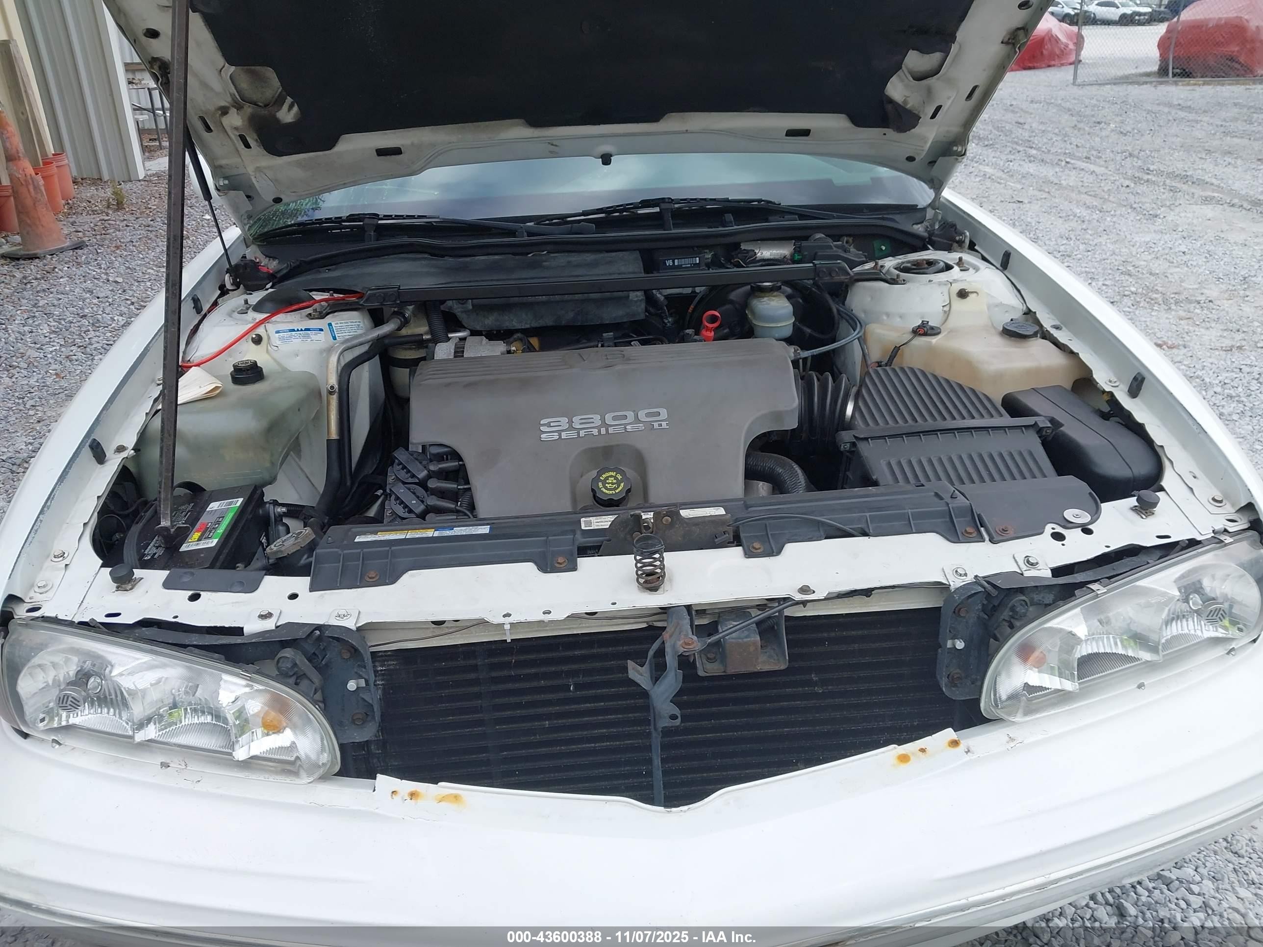 1999 Pontiac Bonneville Se Белый vin: 1G2HX52K9XH223681