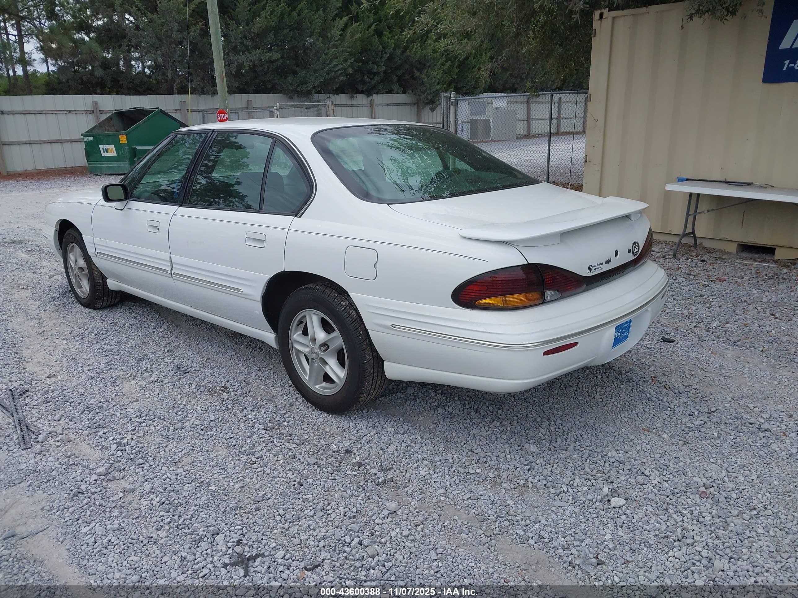 1999 Pontiac Bonneville Se Белый vin: 1G2HX52K9XH223681