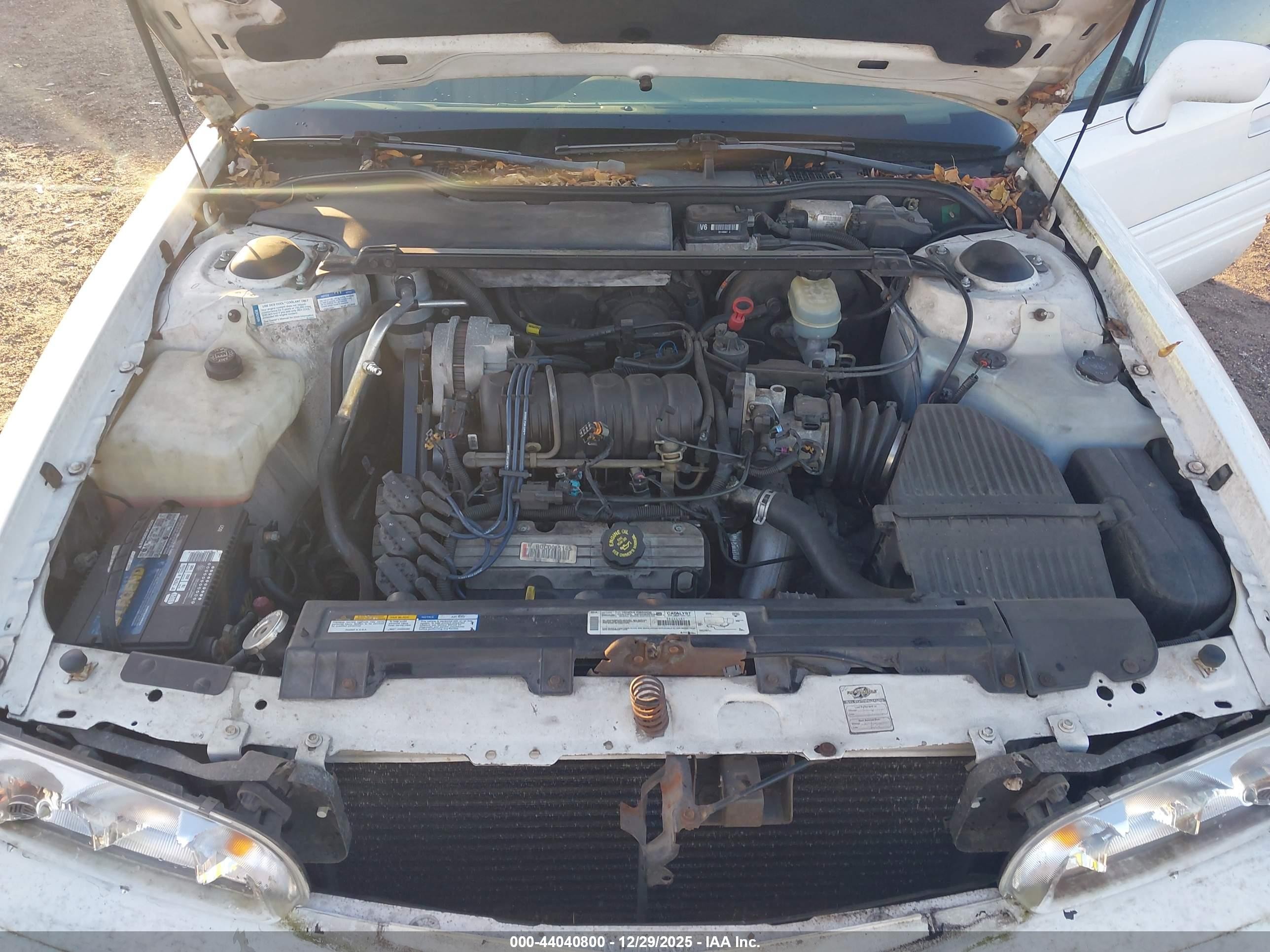 1998 Pontiac Bonneville Se White vin: 1G2HX52KXWH228645