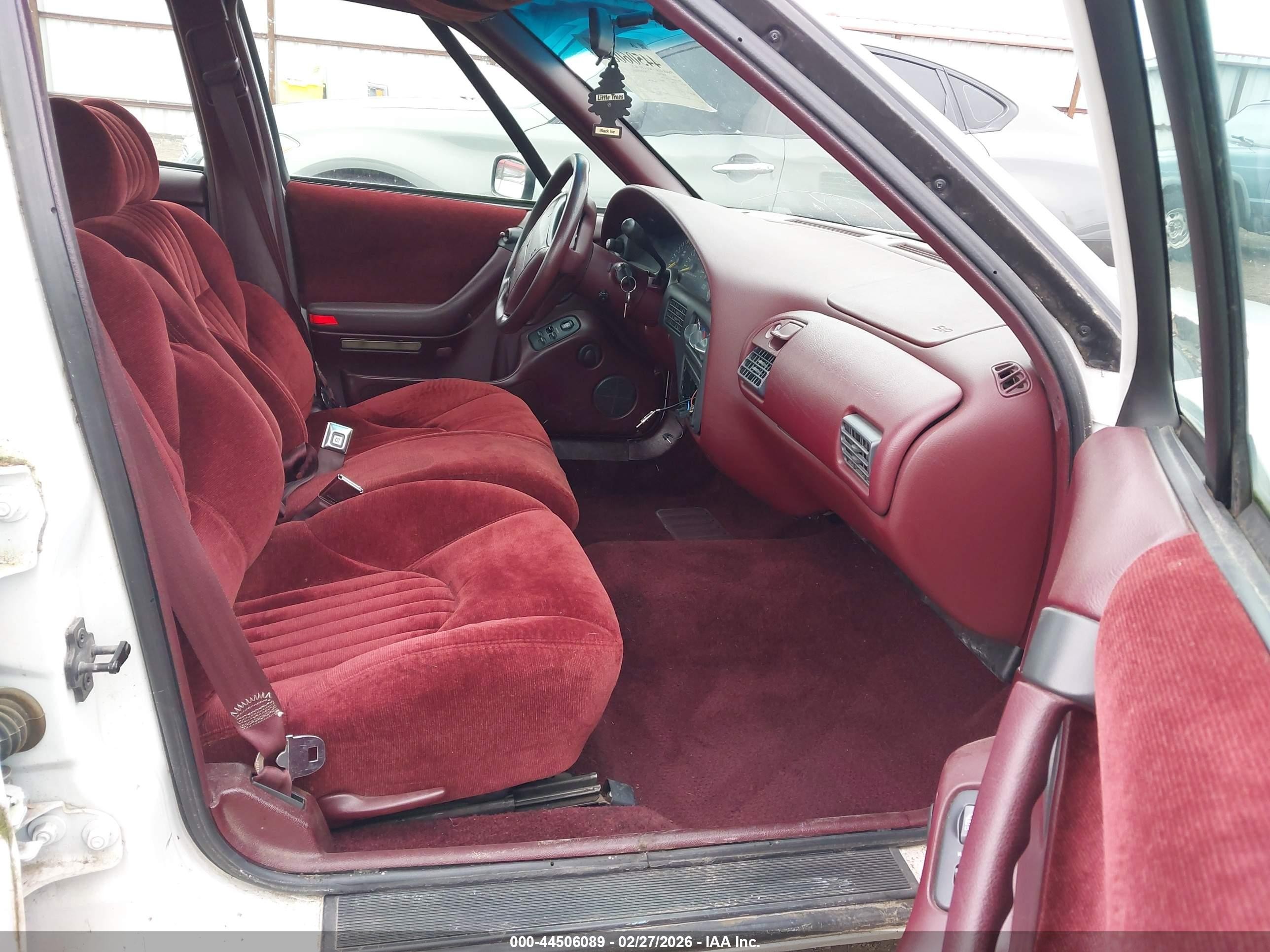 1994 Pontiac Bonneville Se White vin: 1G2HX52L5R4271875