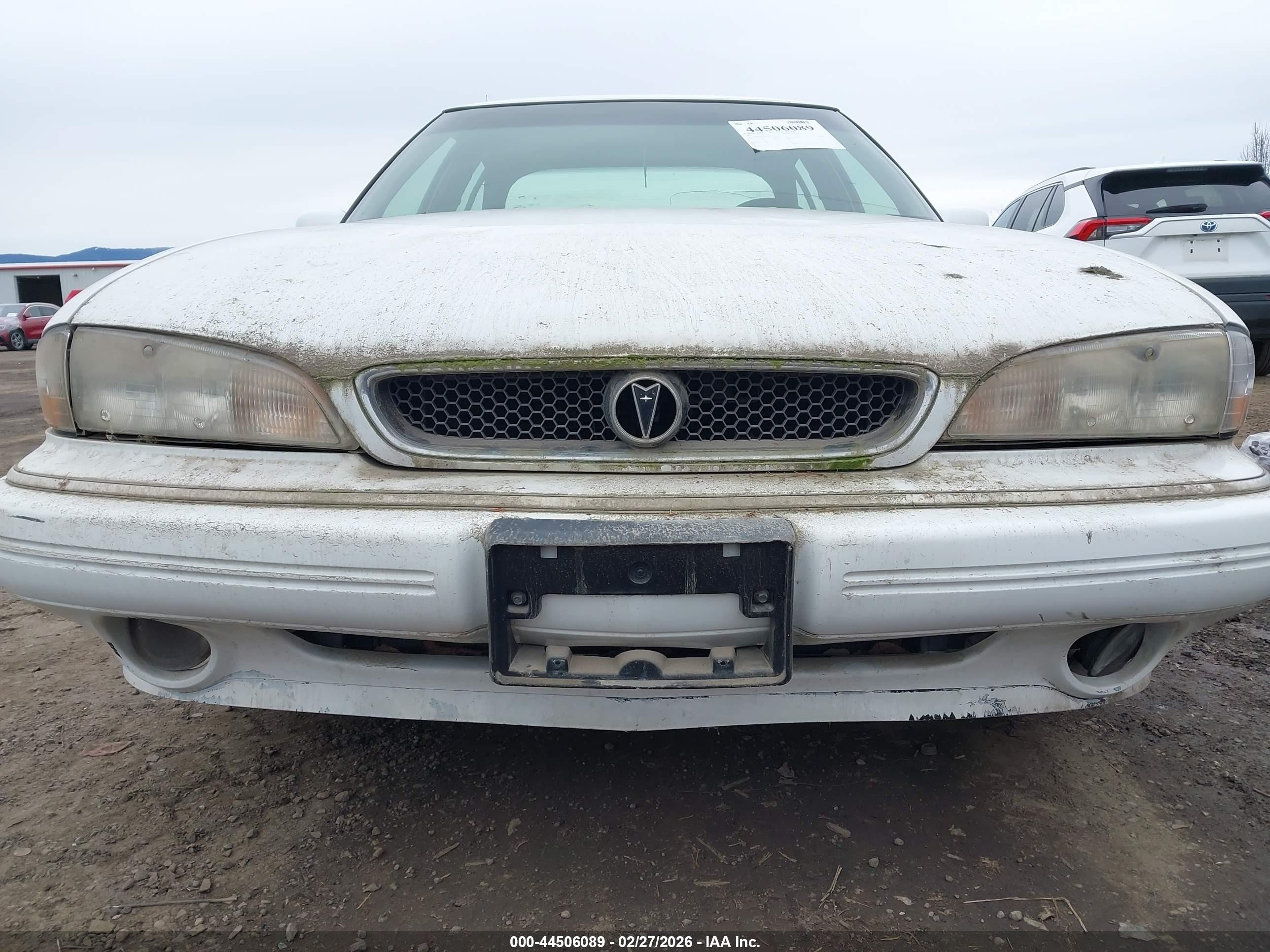 1994 Pontiac Bonneville Se White vin: 1G2HX52L5R4271875