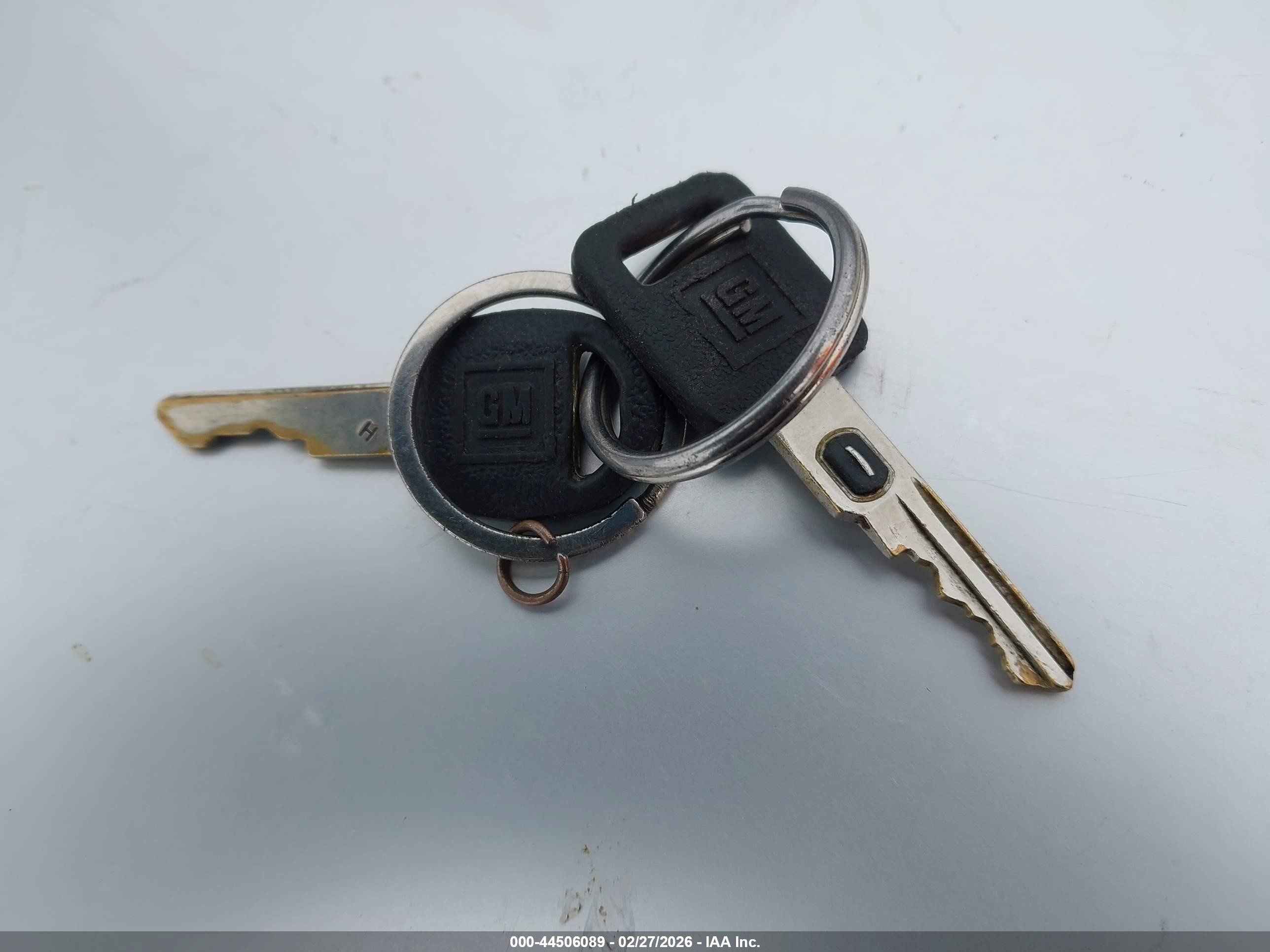 1994 Pontiac Bonneville Se White vin: 1G2HX52L5R4271875