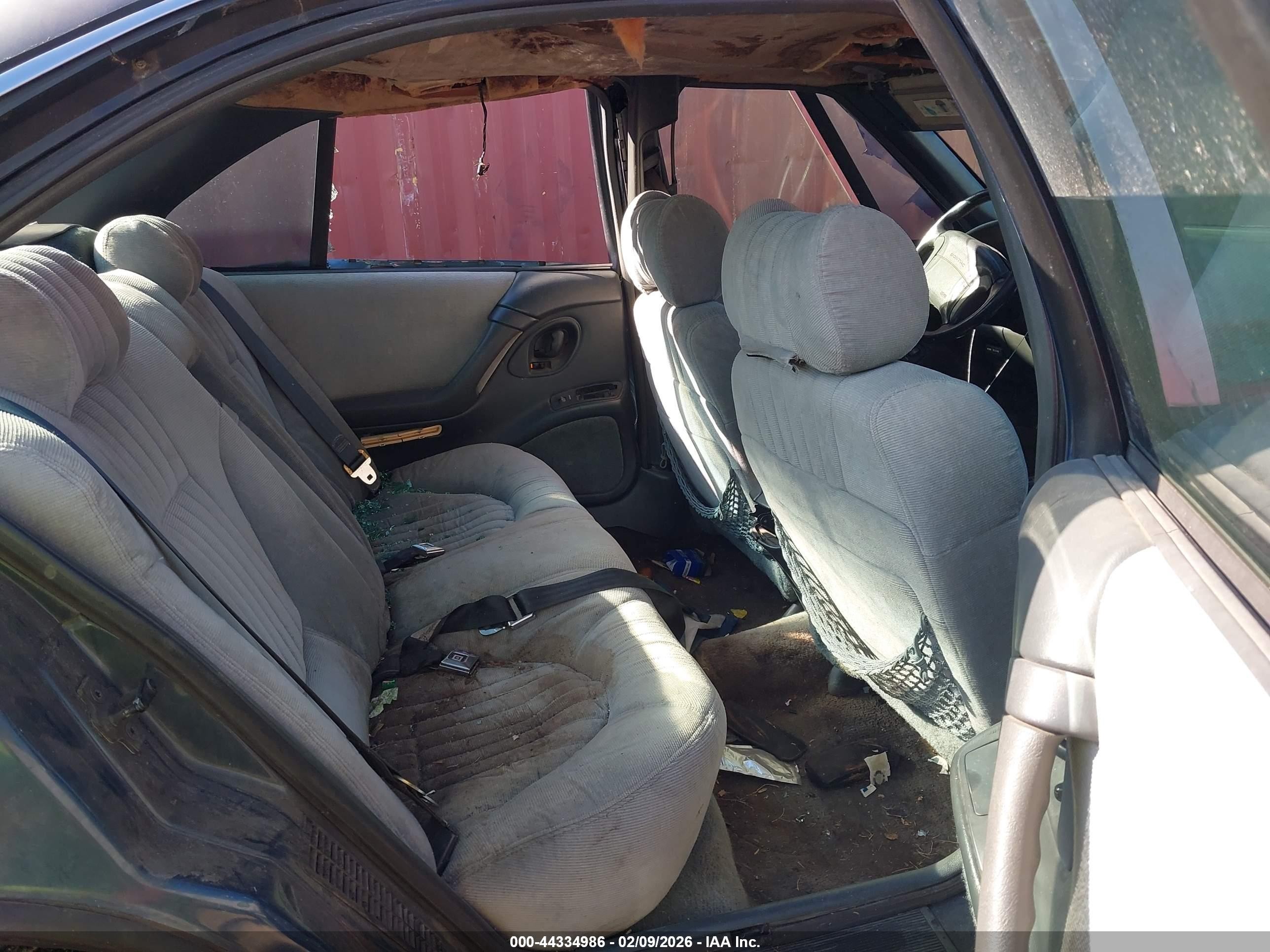 1992 Pontiac Bonneville Se Dark Blue vin: 1G2HX53L1N1226748