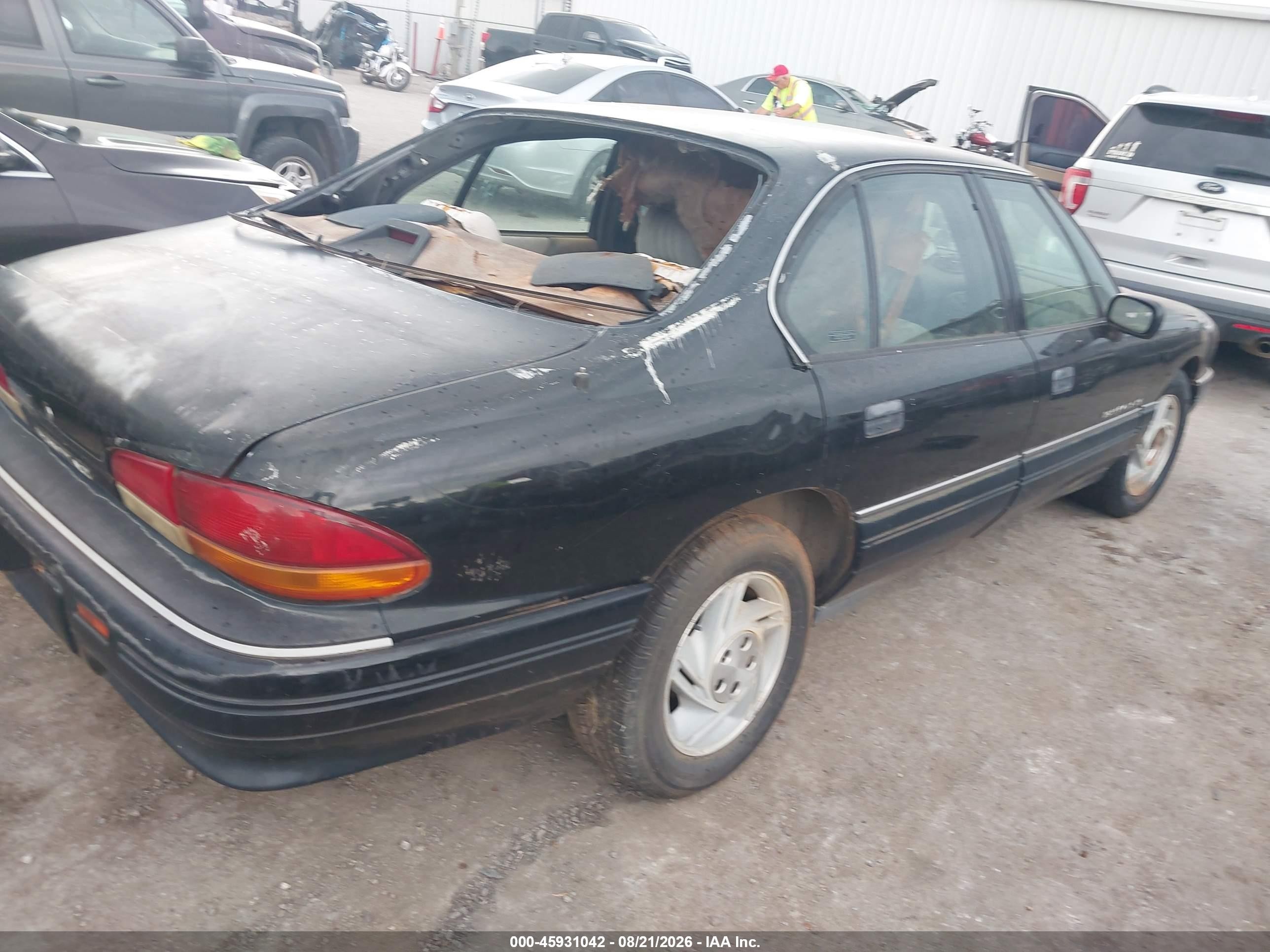1992 Pontiac Bonneville Se Черный vin: 1G2HX53L3N1259007