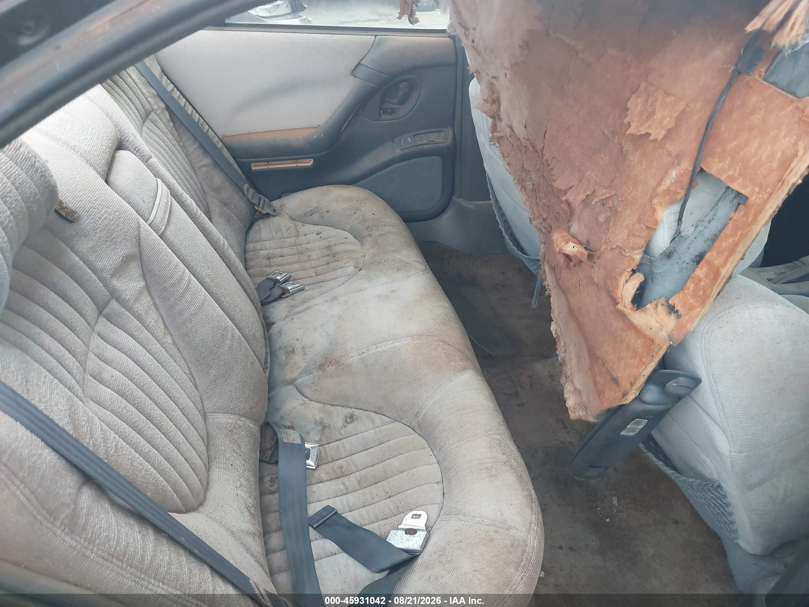 1992 Pontiac Bonneville Se Черный vin: 1G2HX53L3N1259007