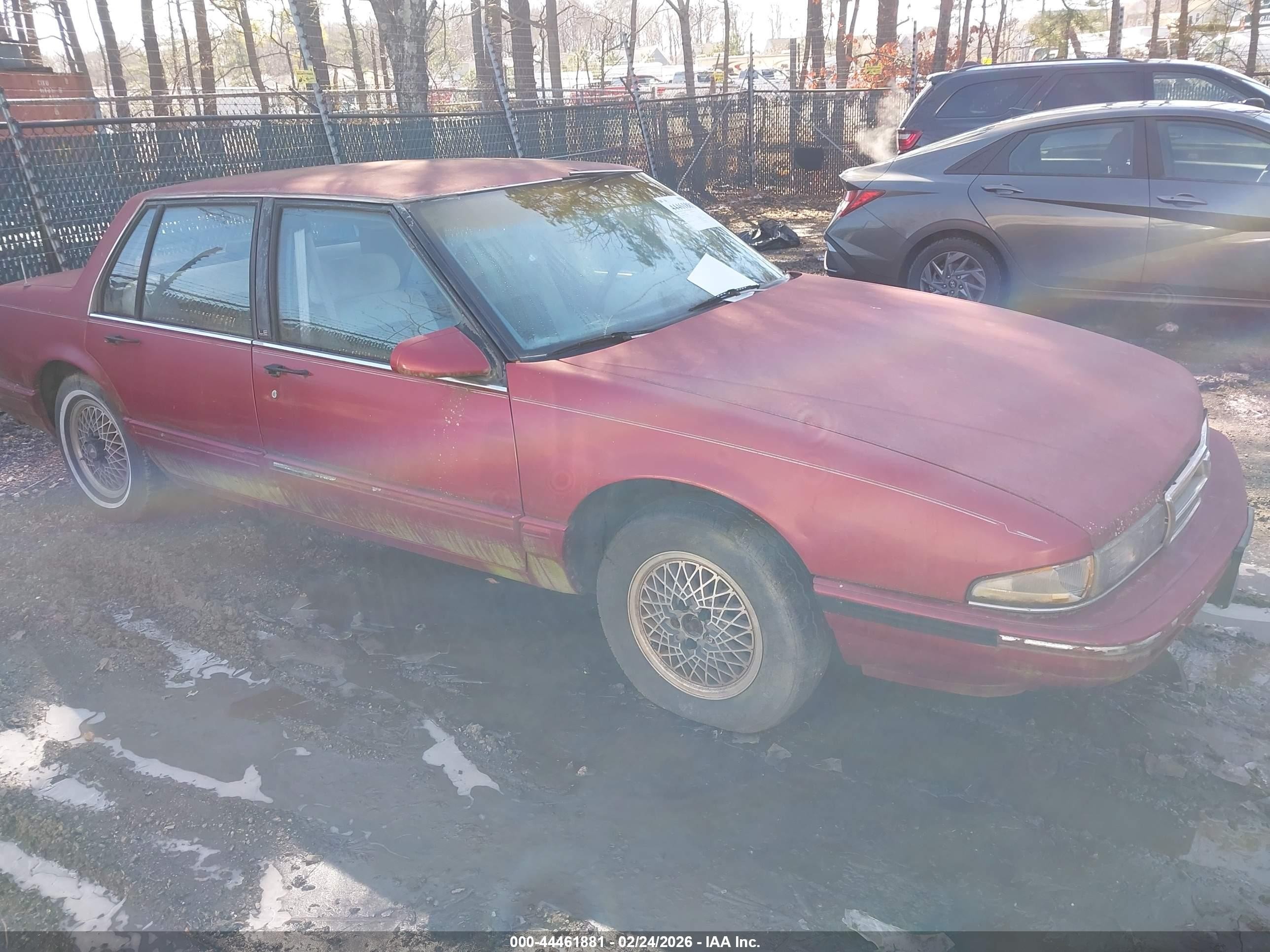 1989 Pontiac Bonneville Le Red vin: 1G2HX54C7KW236097