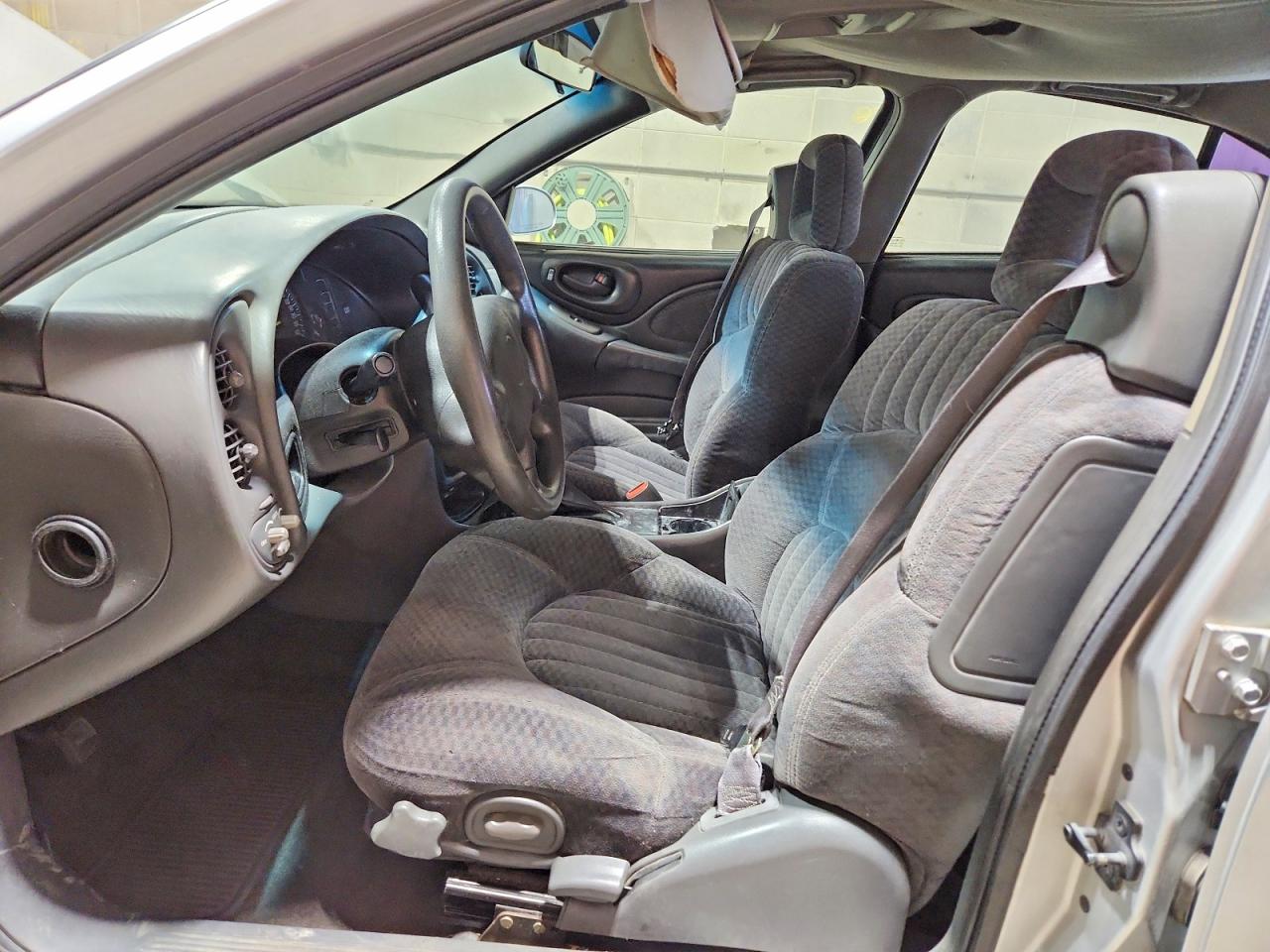 2000 Pontiac Bonneville Se Silver vin: 1G2HX54K3Y4203268