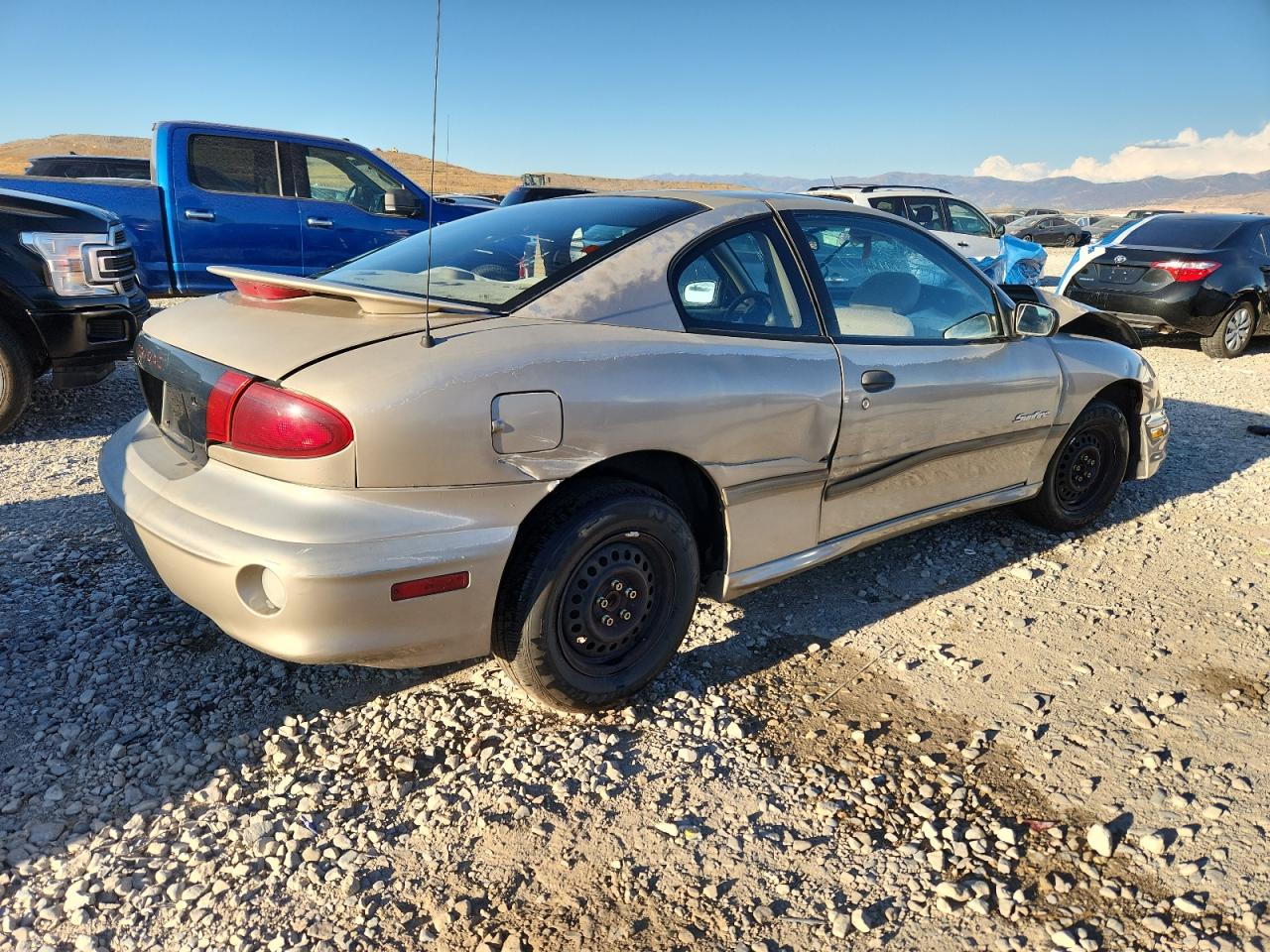 2001 Pontiac Sunfire Se Tan vin: 1G2JB124217329042