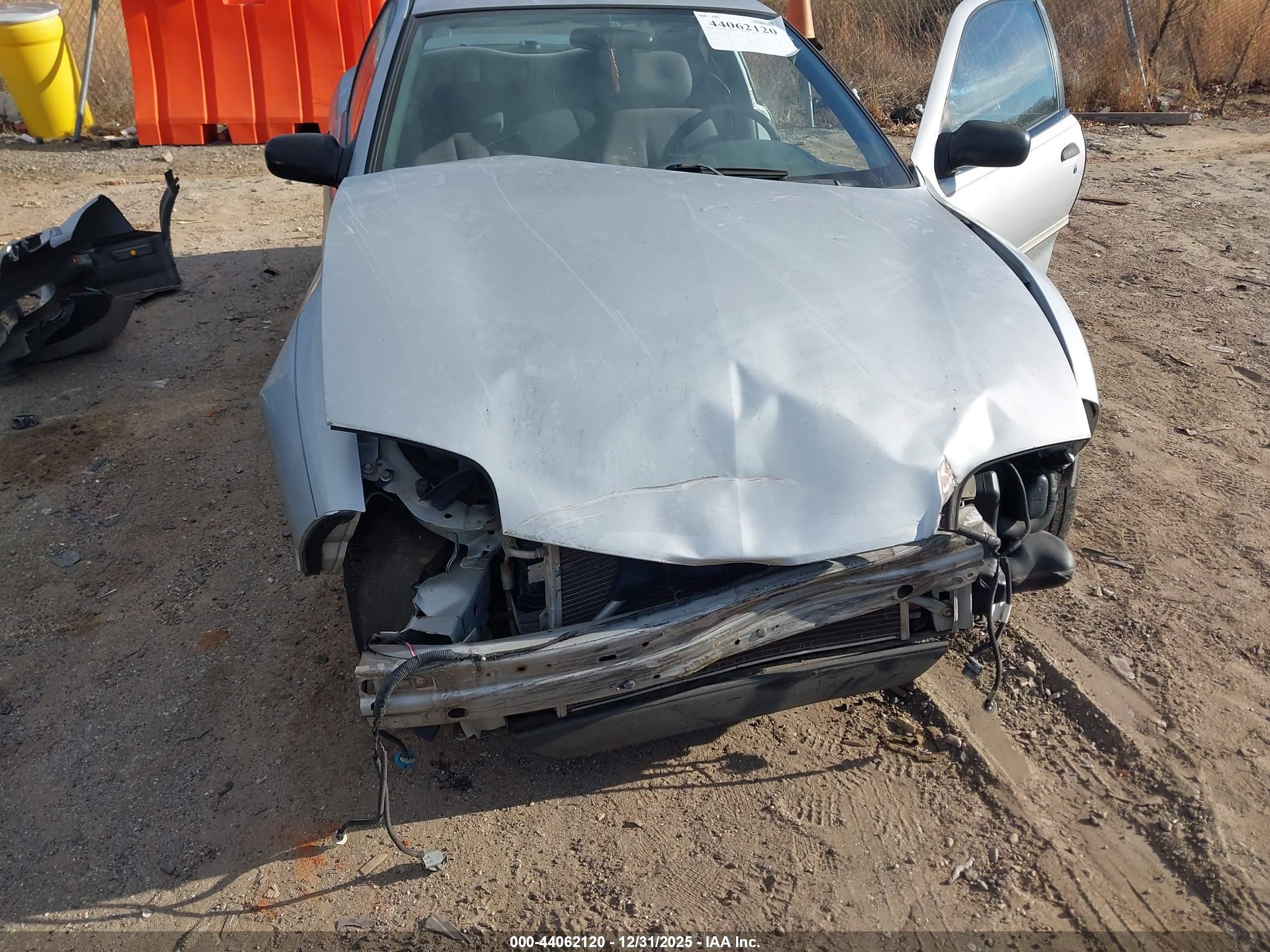 2001 Pontiac Sunfire Se Silver vin: 1G2JB124317114088
