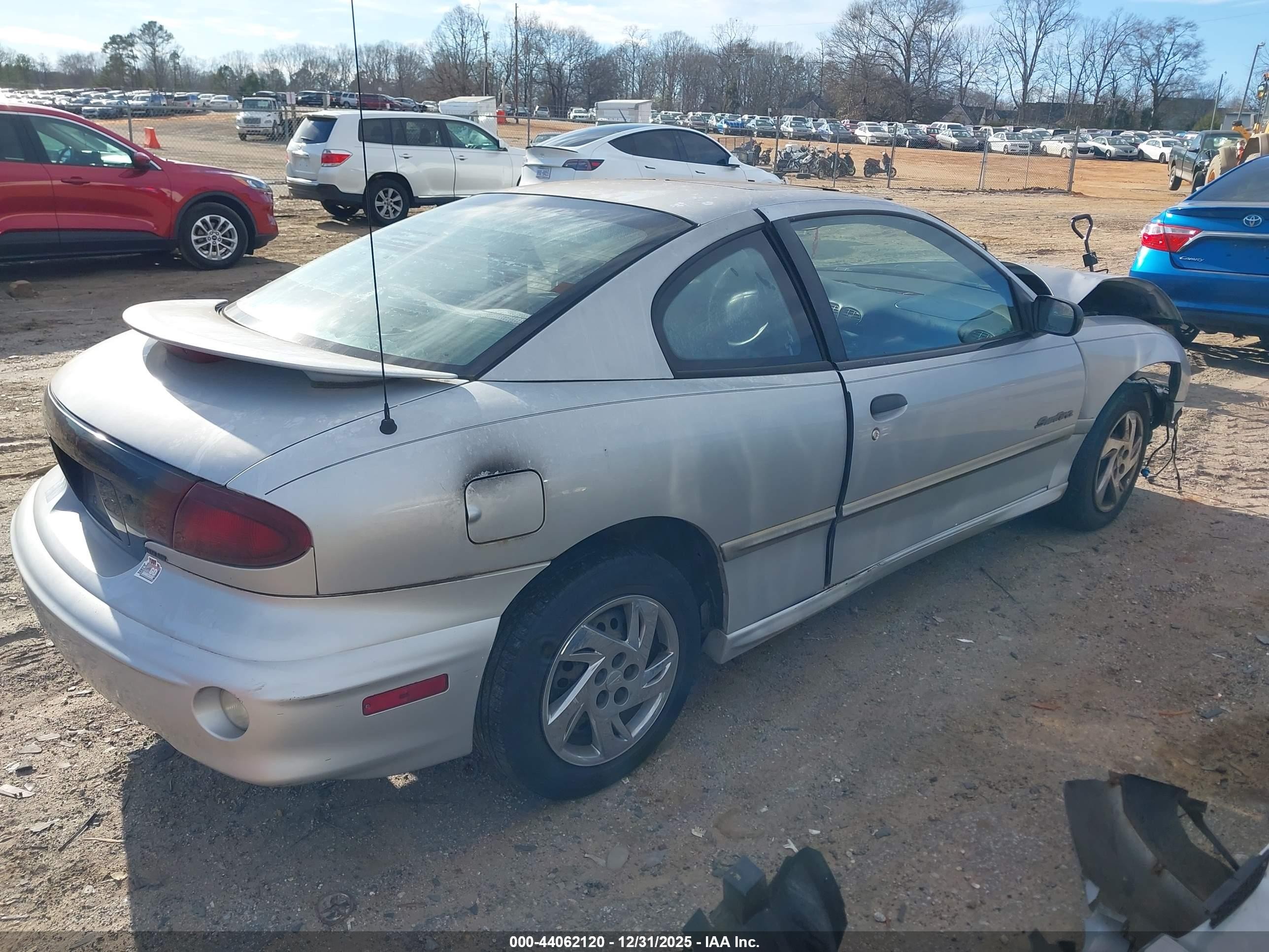 2001 Pontiac Sunfire Se Silver vin: 1G2JB124317114088