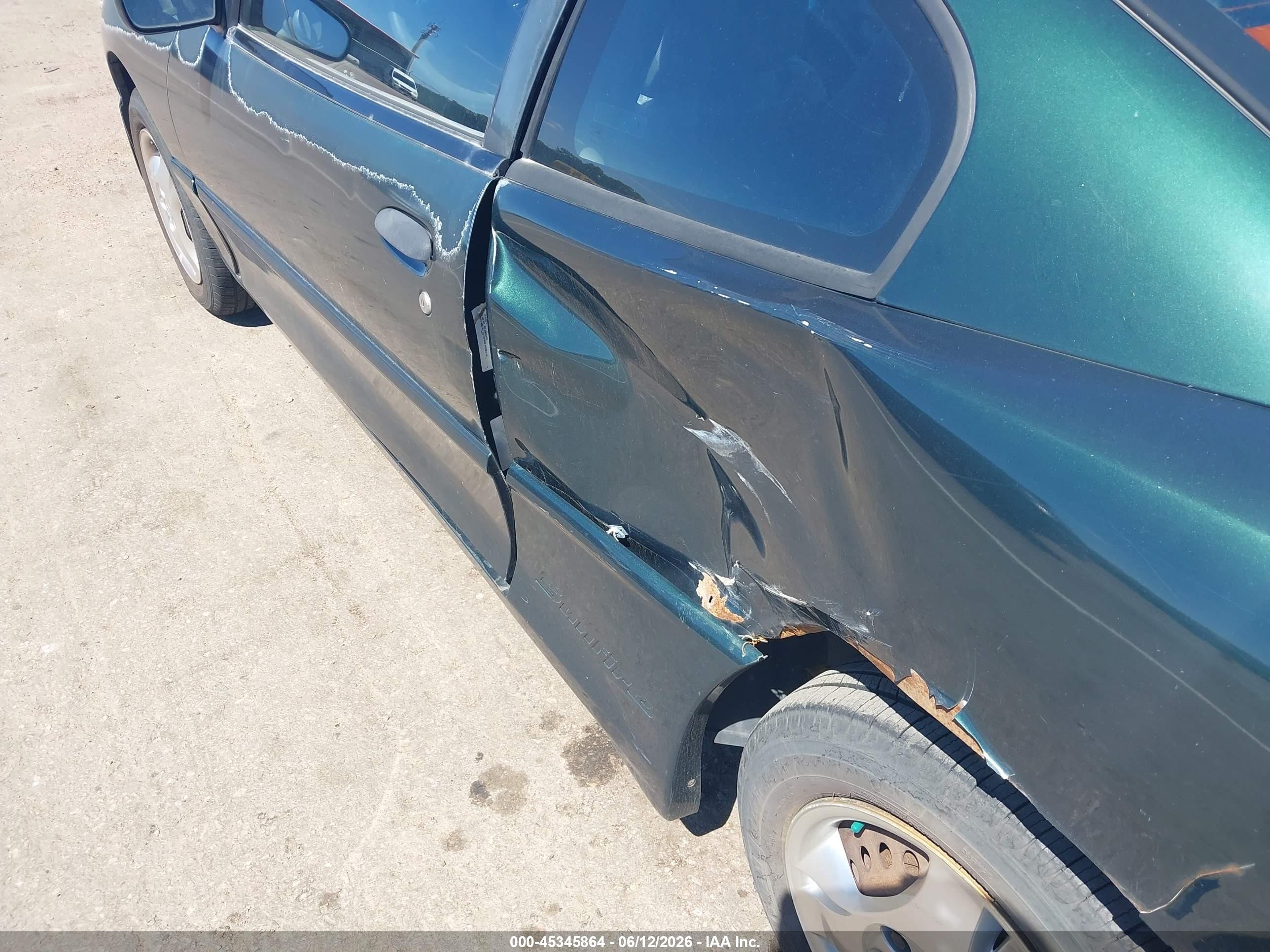 2003 Pontiac Sunfire   Green vin: 1G2JB12F037187908
