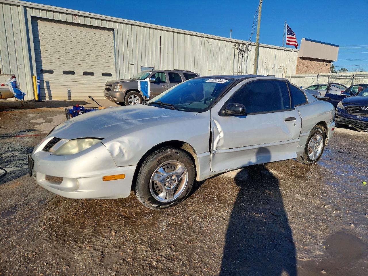 2004 Pontiac Sunfire Silver vin: 1G2JB12F047190258