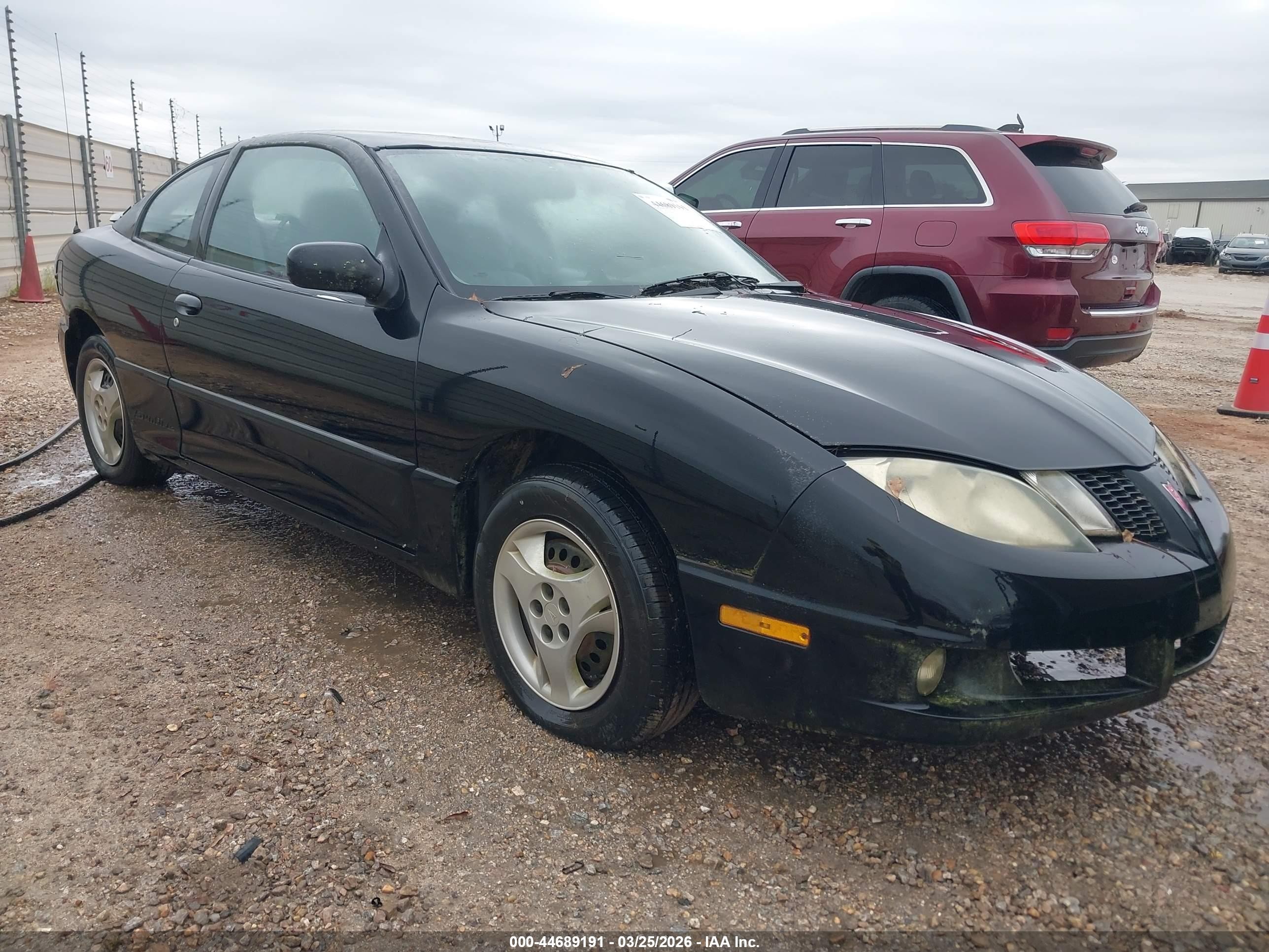 2004 Pontiac Sunfire   Black vin: 1G2JB12F047339042