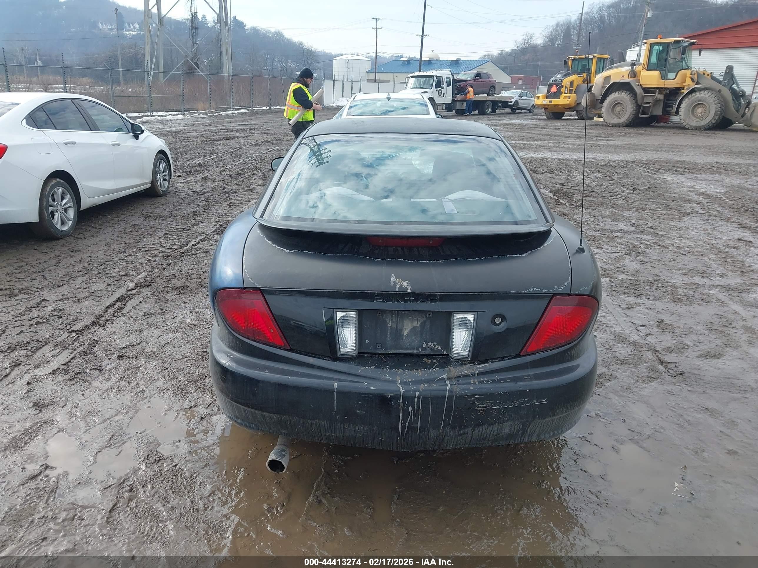 2004 Pontiac Sunfire   Black vin: 1G2JB12F147208041