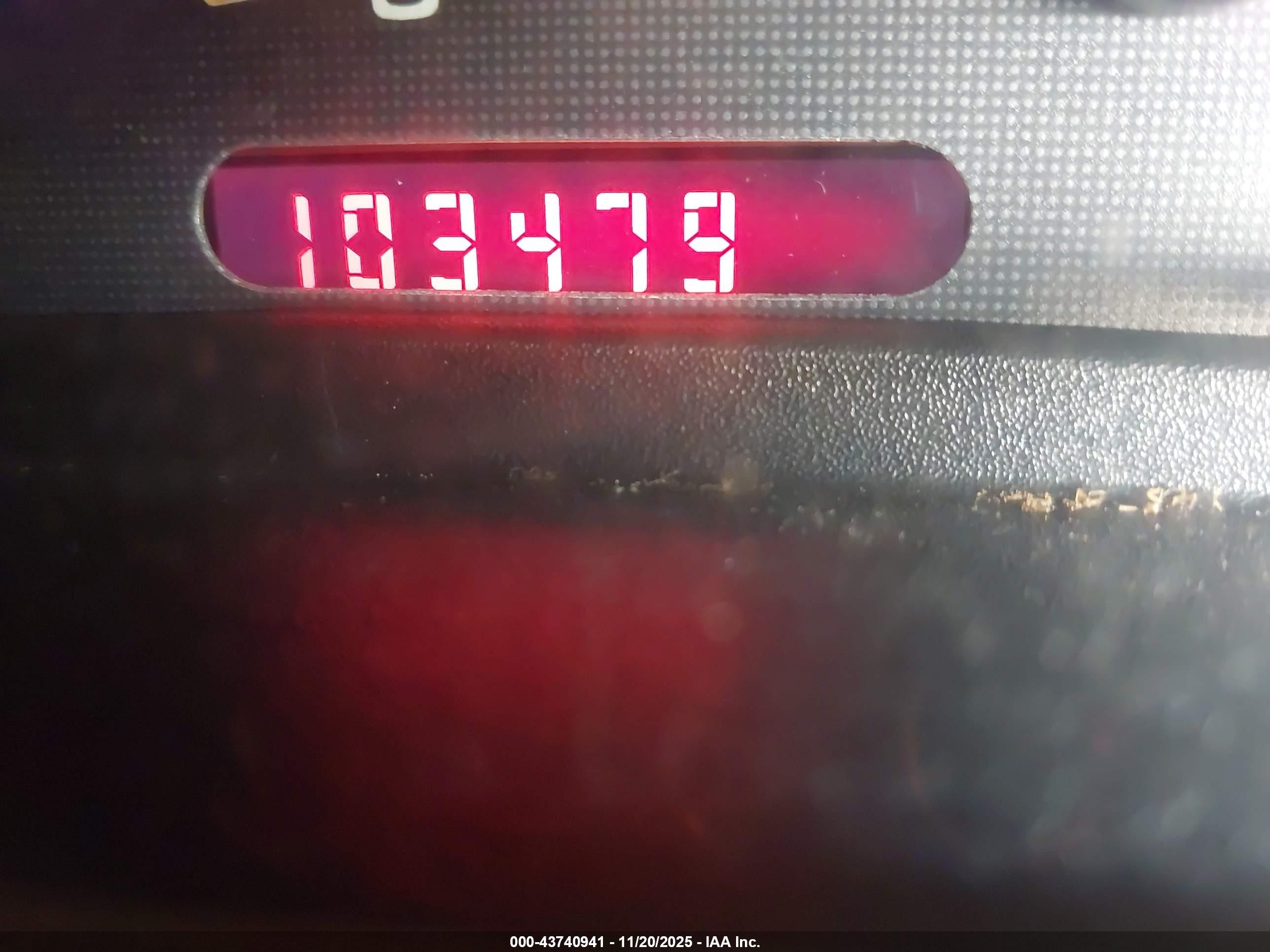 2004 Pontiac Sunfire   Red vin: 1G2JB12F147361776
