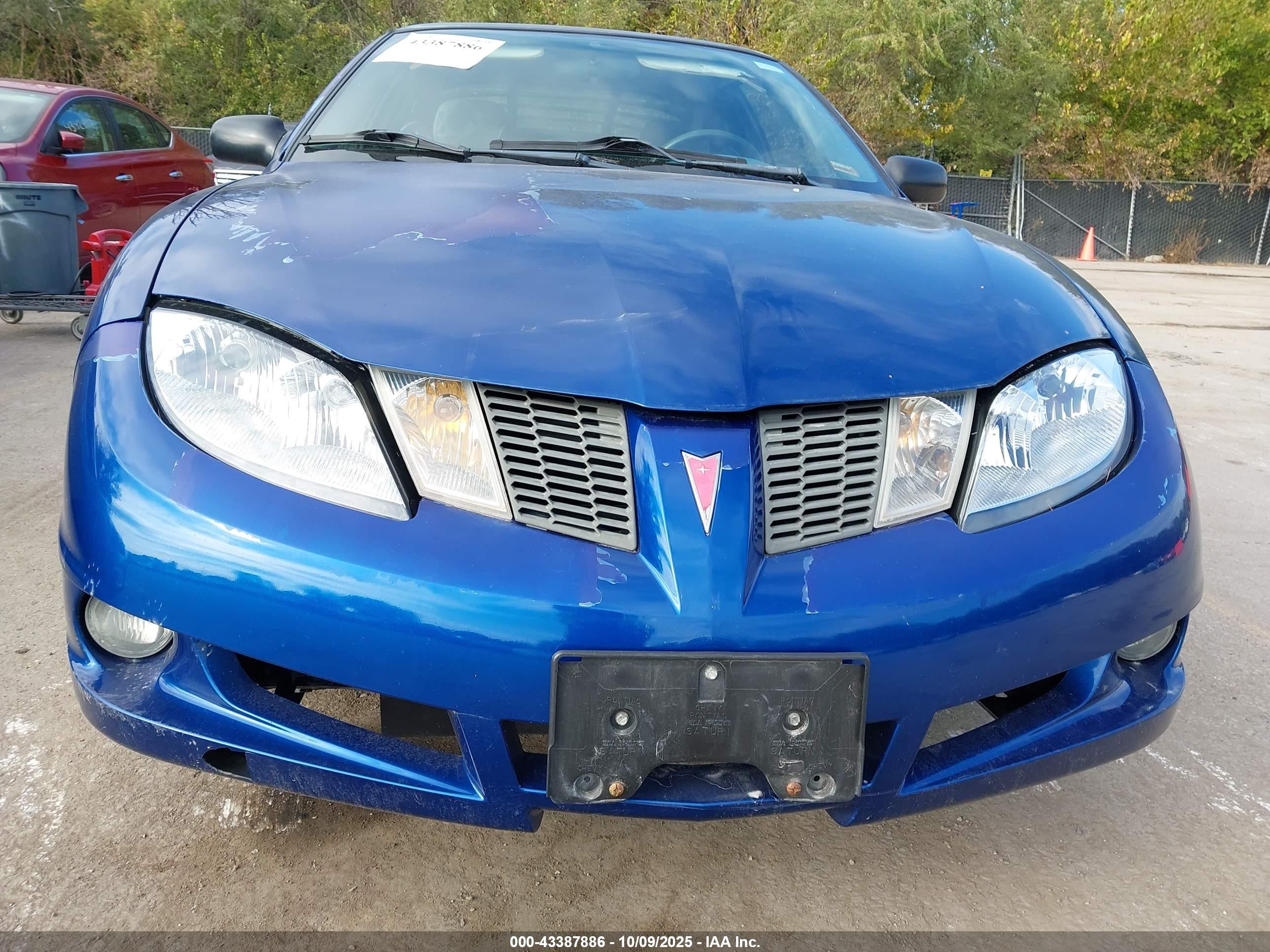 2003 Pontiac Sunfire Blue vin: 1G2JB12F237155249