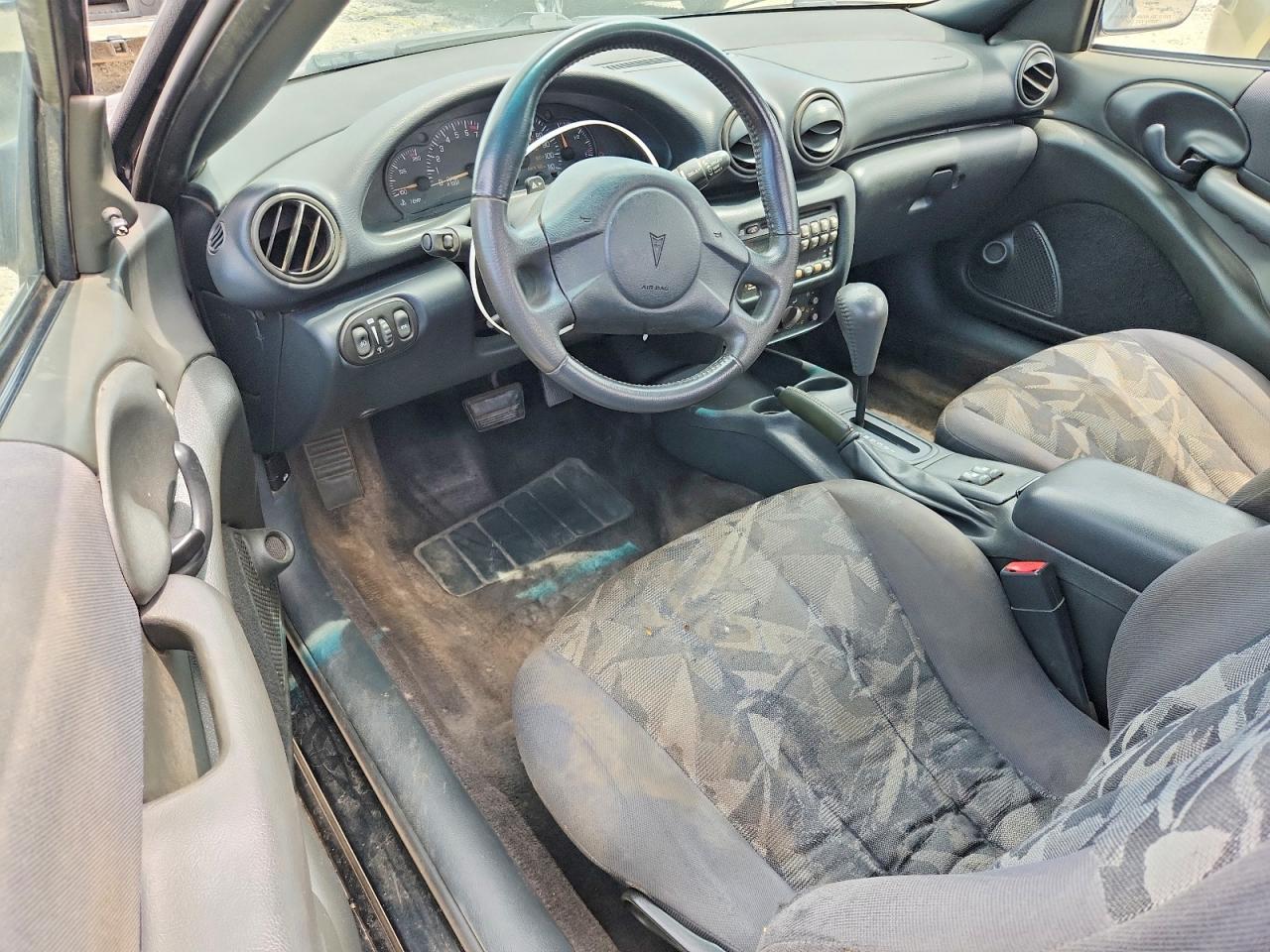 2003 Pontiac Sunfire Черный vin: 1G2JB12F237237854