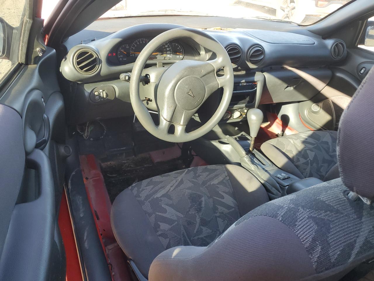 2003 Pontiac Sunfire Red vin: 1G2JB12F237372817