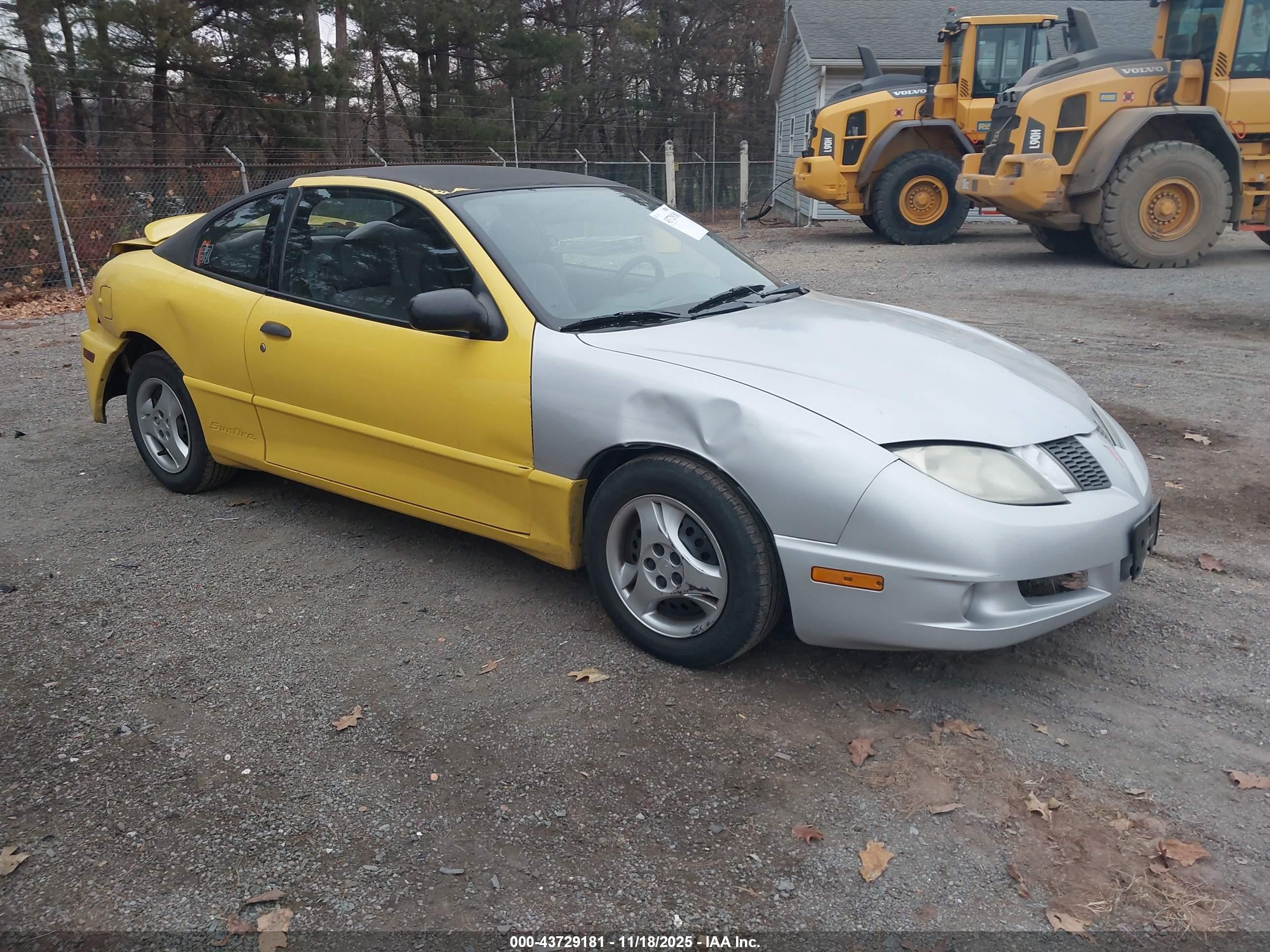 2004 Pontiac Sunfire   Yellow vin: 1G2JB12F247210543