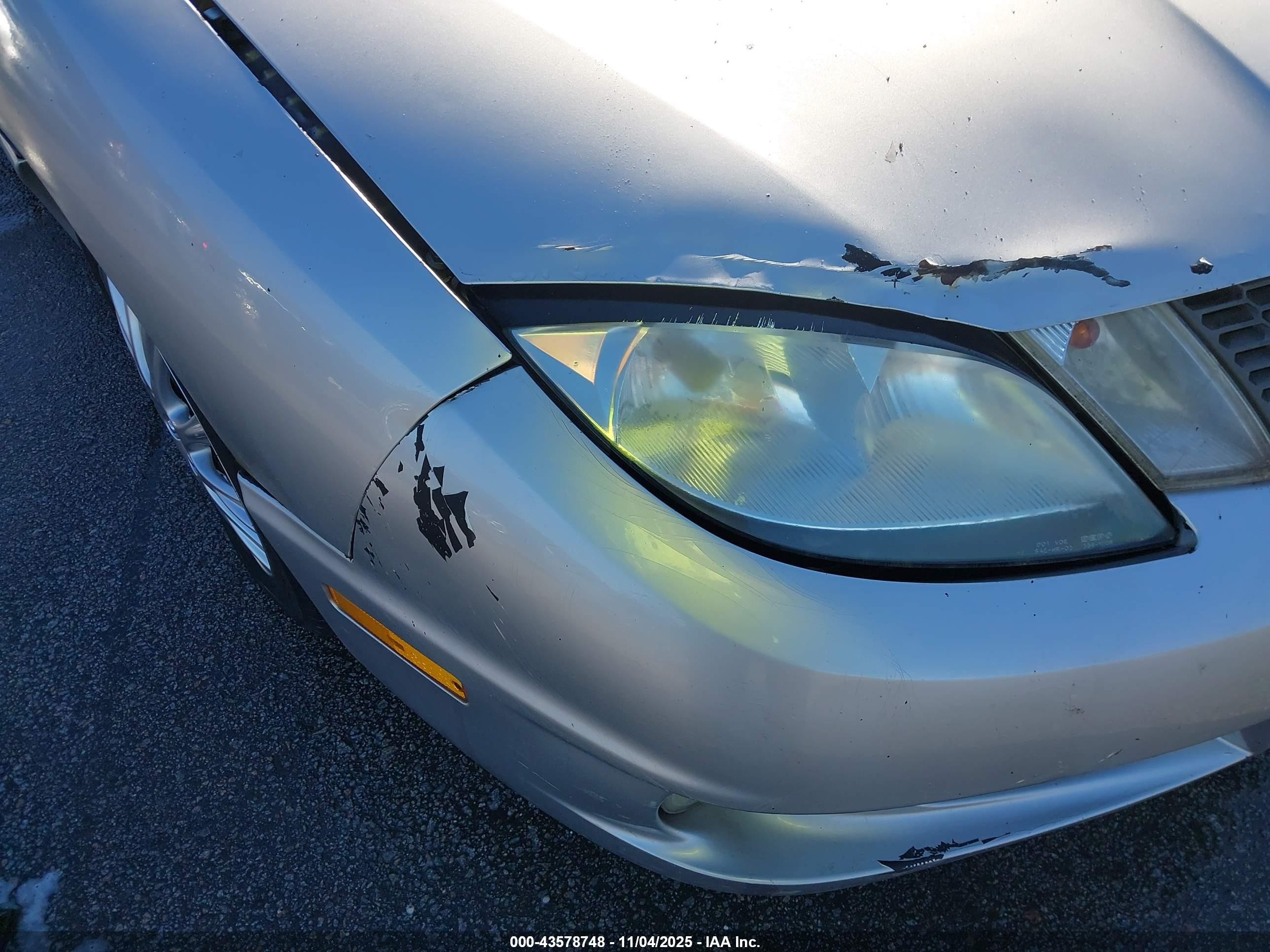 2003 Pontiac Sunfire   Silver vin: 1G2JB12F437354982