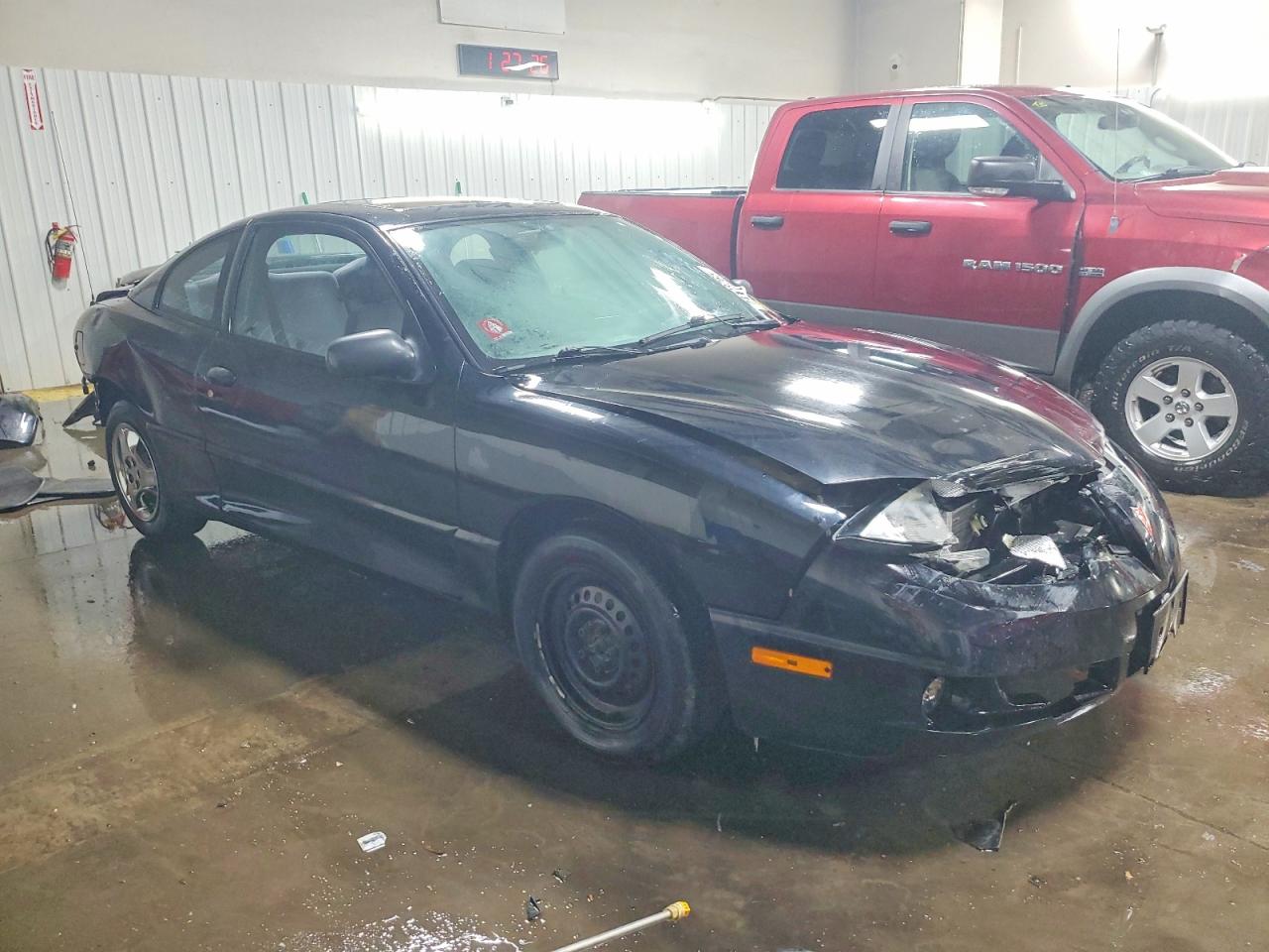 2004 Pontiac Sunfire Черный vin: 1G2JB12F447135487