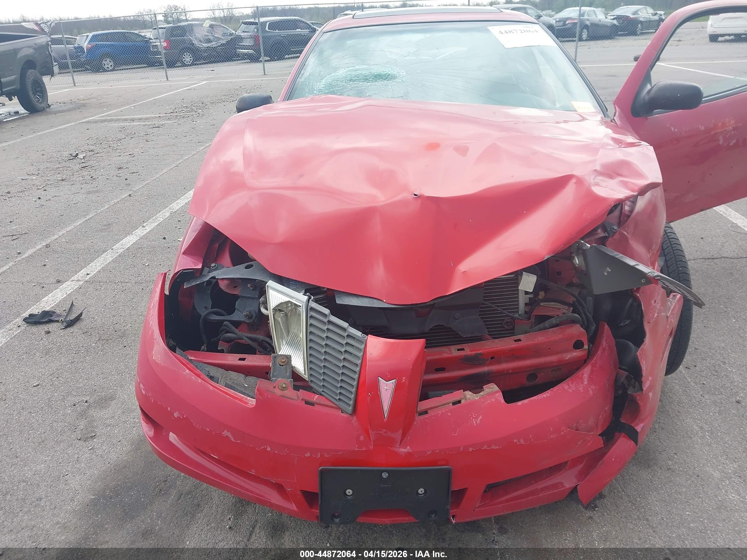 2004 Pontiac Sunfire   Красный vin: 1G2JB12F447164455