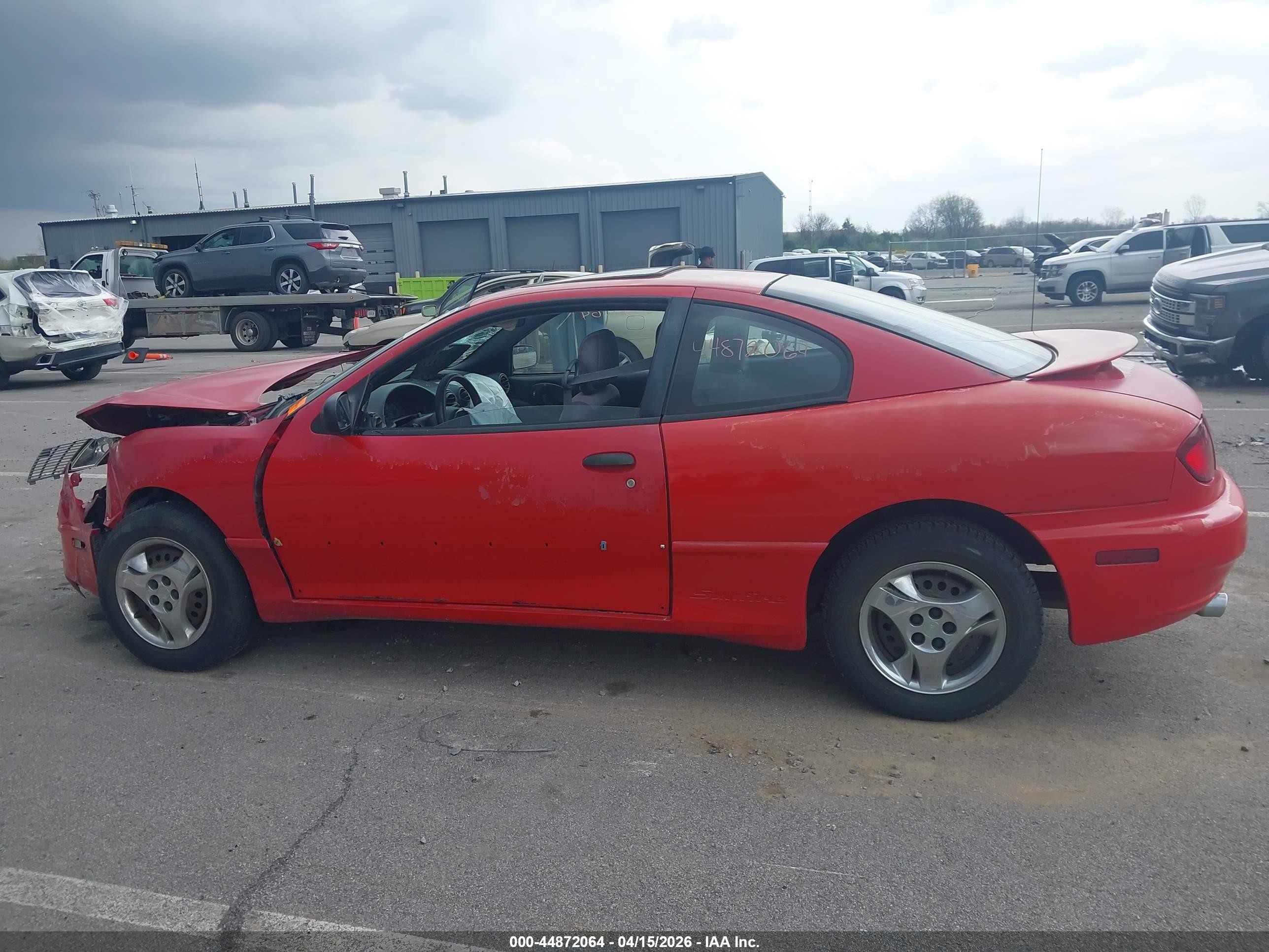 2004 Pontiac Sunfire   Красный vin: 1G2JB12F447164455