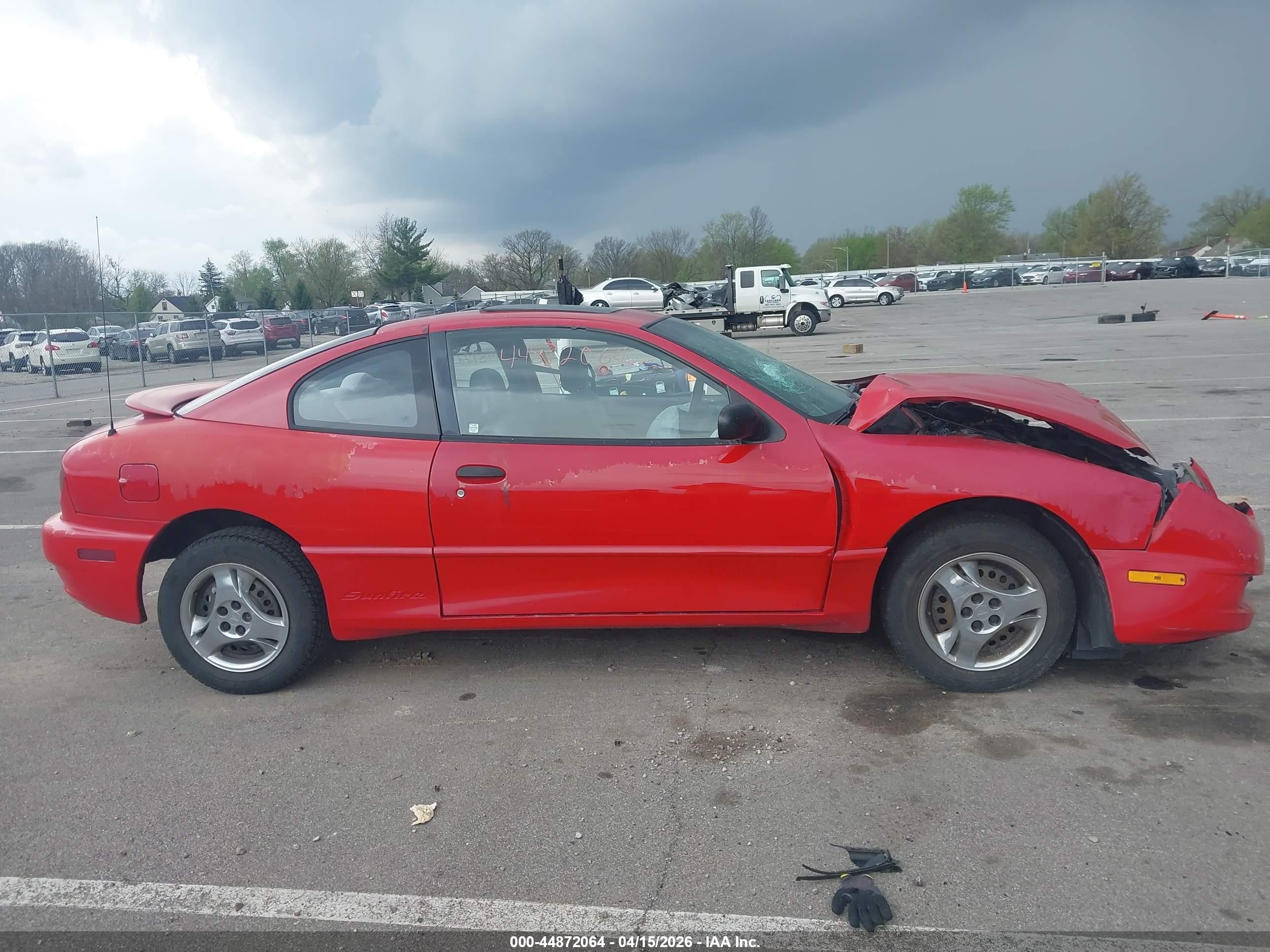 2004 Pontiac Sunfire   Красный vin: 1G2JB12F447164455