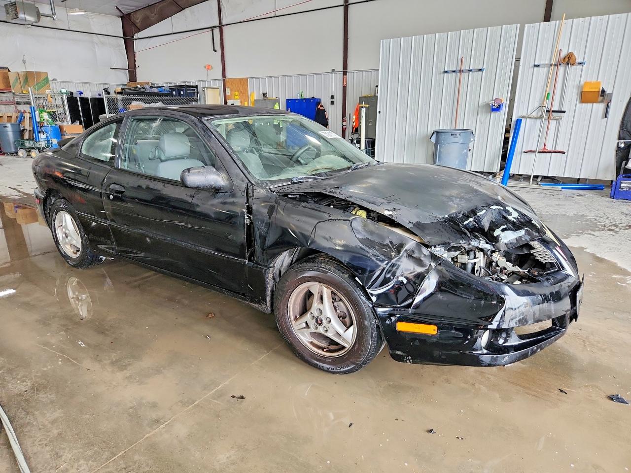 2004 Pontiac Sunfire Black vin: 1G2JB12F447227120