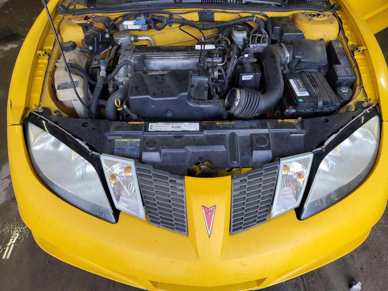2003 Pontiac Sunfire Yellow vin: 1G2JB12F537282223