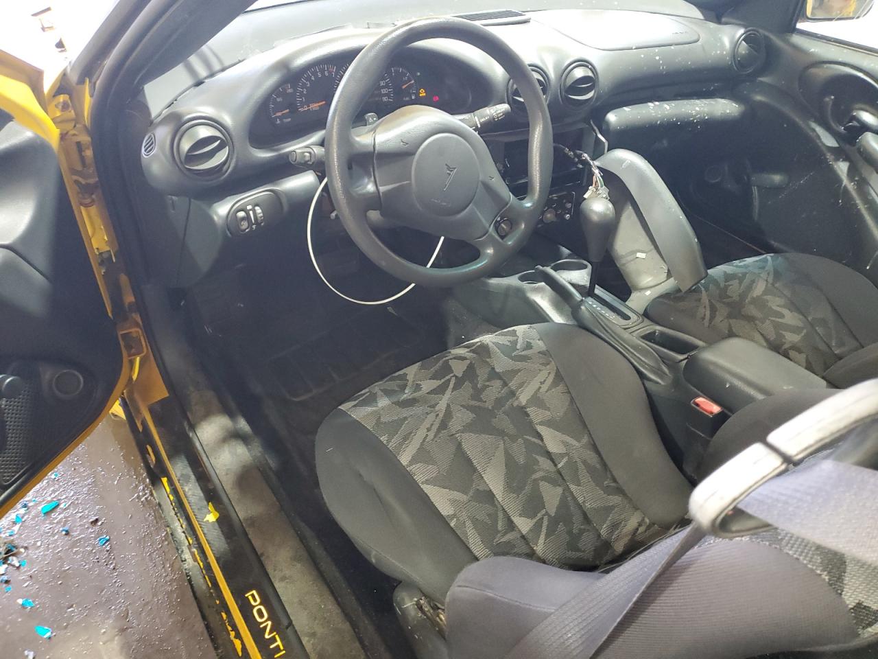 2003 Pontiac Sunfire Yellow vin: 1G2JB12F537282223