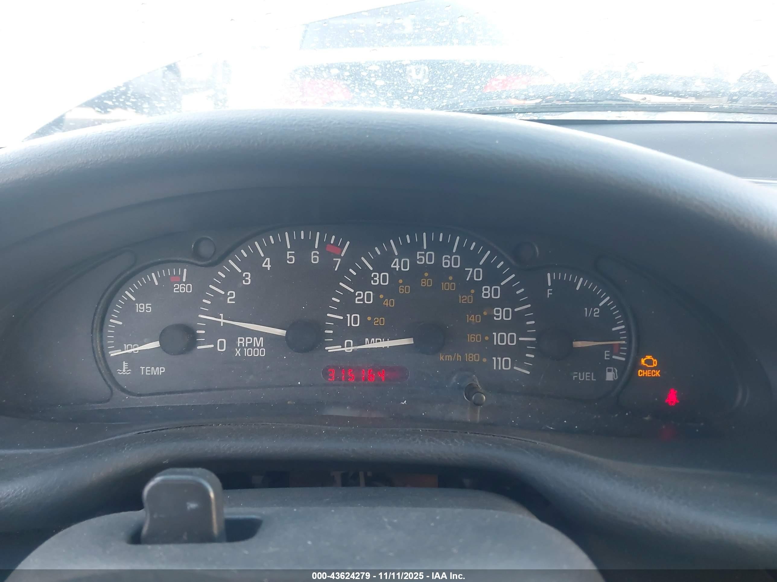 2003 Pontiac Sunfire   Silver vin: 1G2JB12F537345112