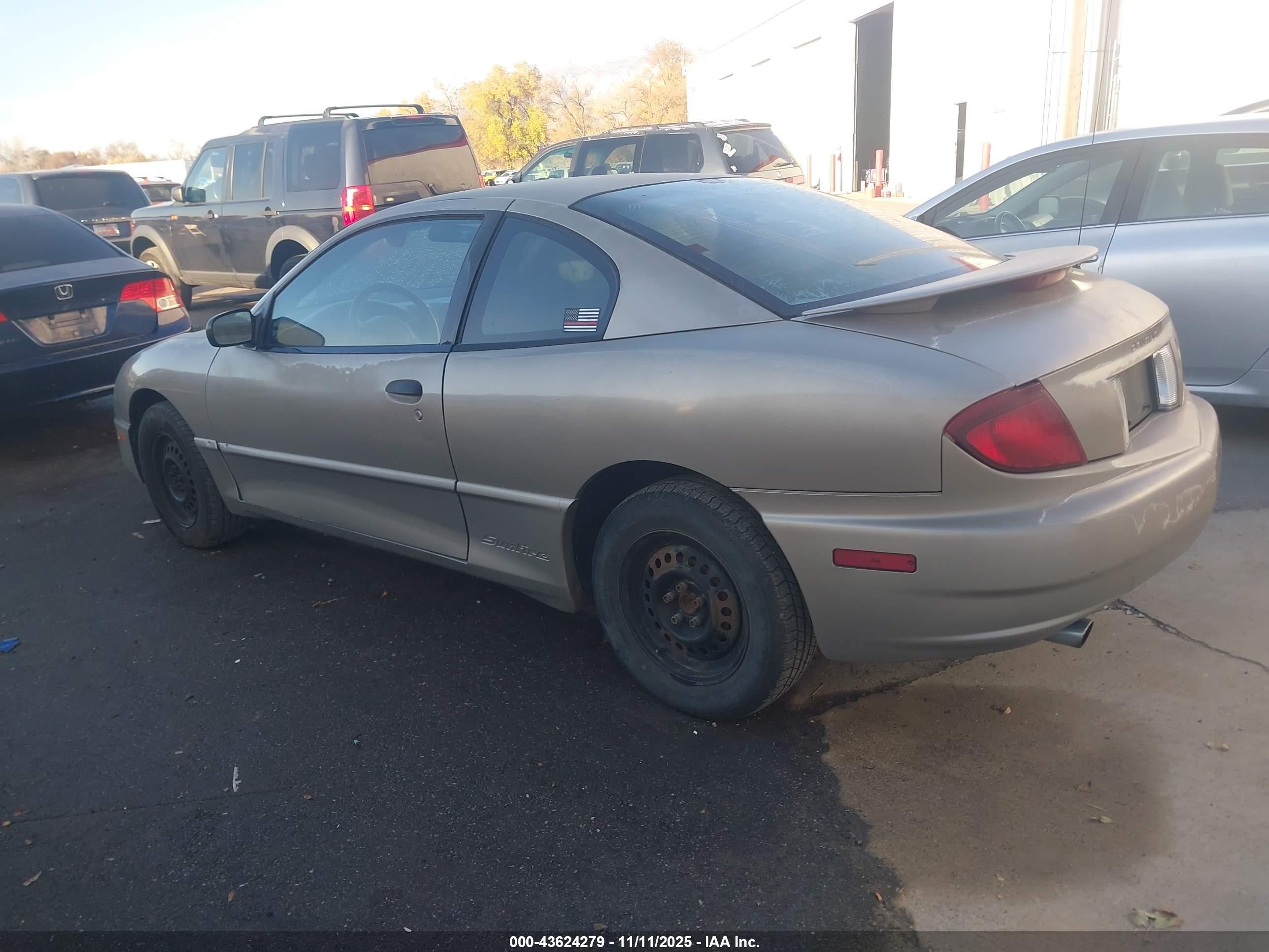 2003 Pontiac Sunfire   Silver vin: 1G2JB12F537345112