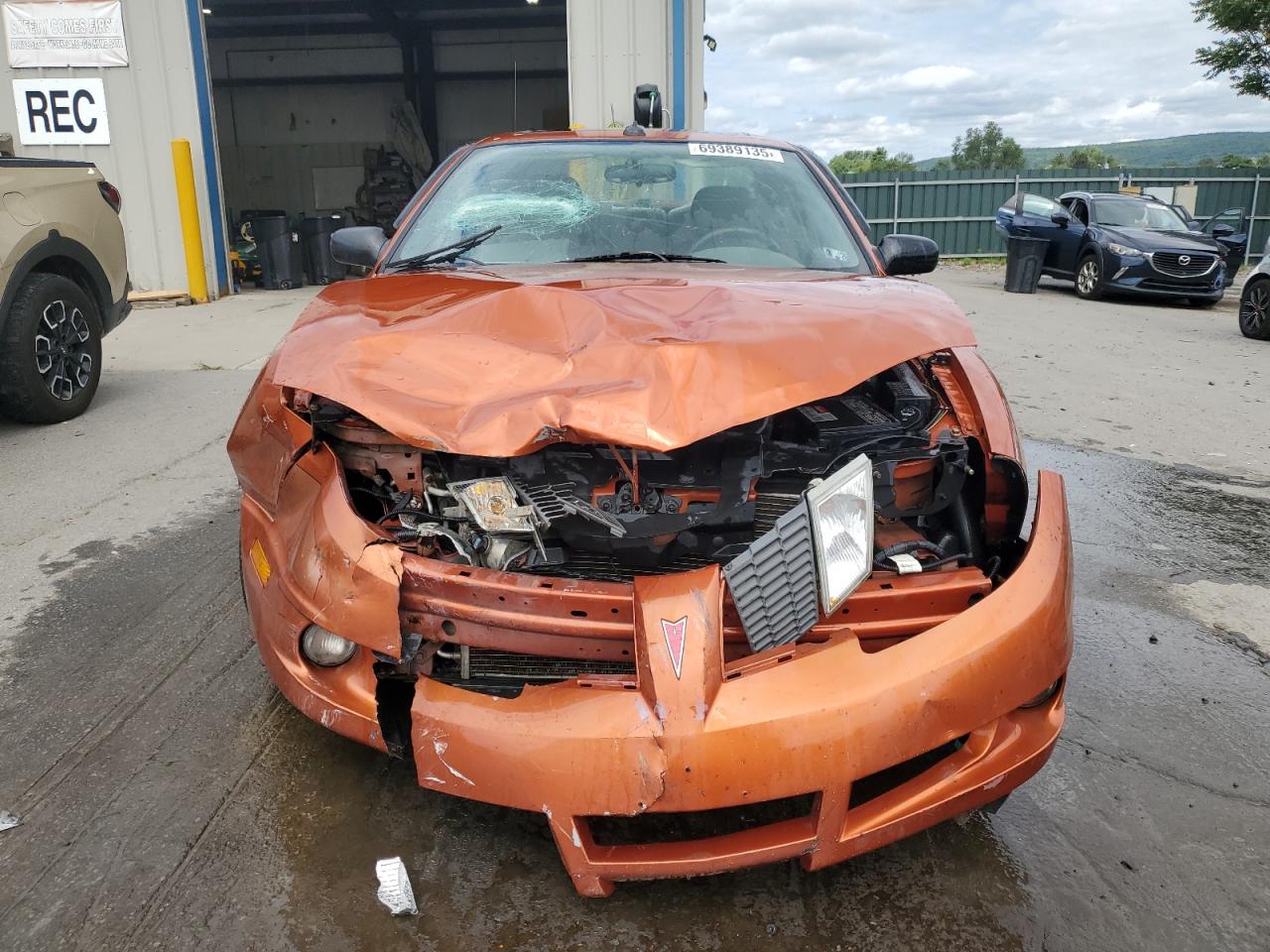 2004 Pontiac Sunfire Orange vin: 1G2JB12F547289514
