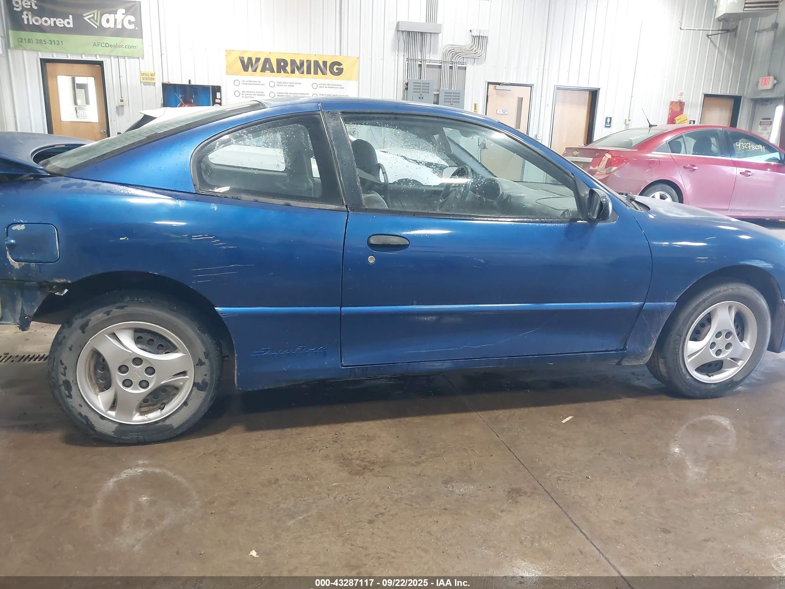 2004 Pontiac Sunfire   Blue vin: 1G2JB12F547292266