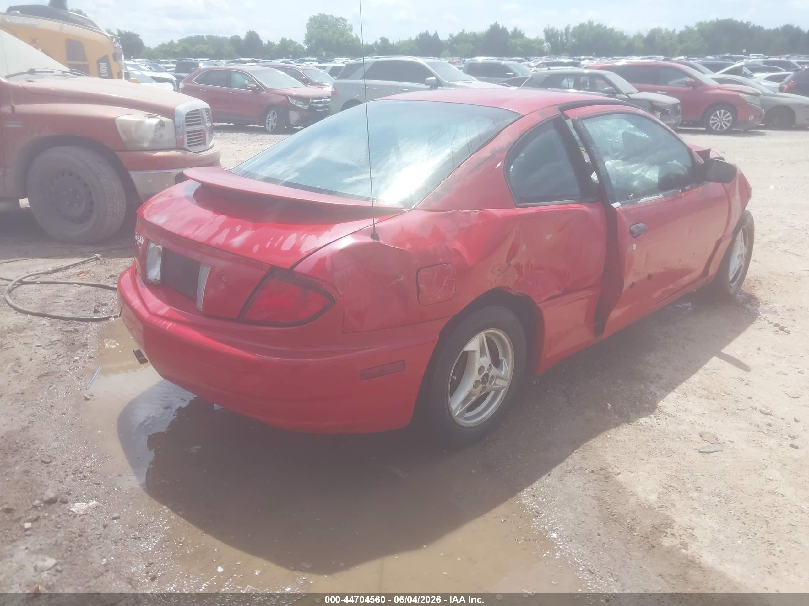 2004 Pontiac Sunfire   Red vin: 1G2JB12F547298178