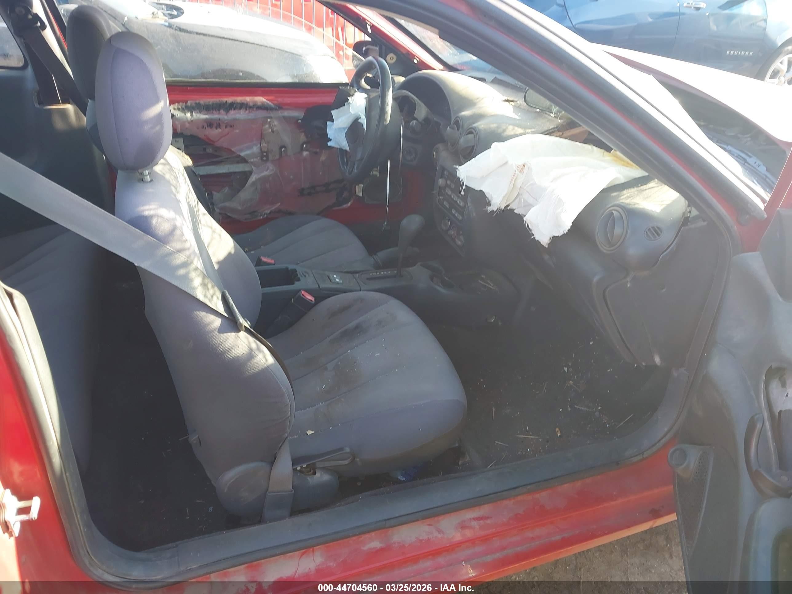 2004 Pontiac Sunfire   Red vin: 1G2JB12F547298178