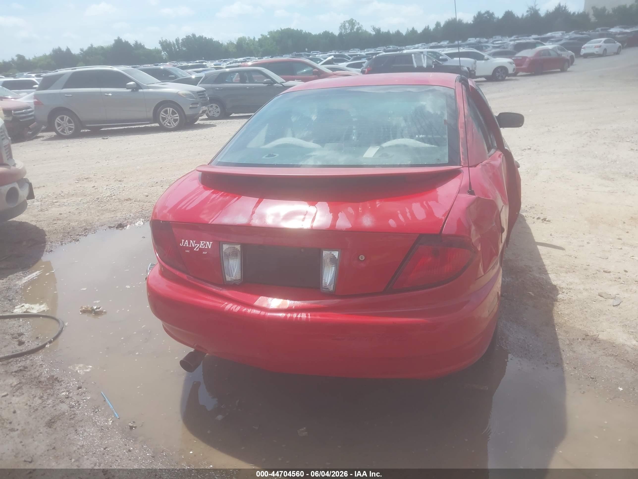 2004 Pontiac Sunfire   Red vin: 1G2JB12F547298178