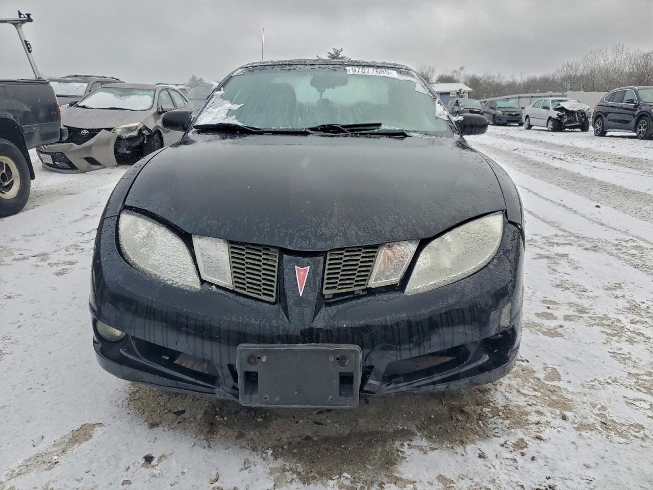 2004 Pontiac Sunfire Black vin: 1G2JB12F547320390