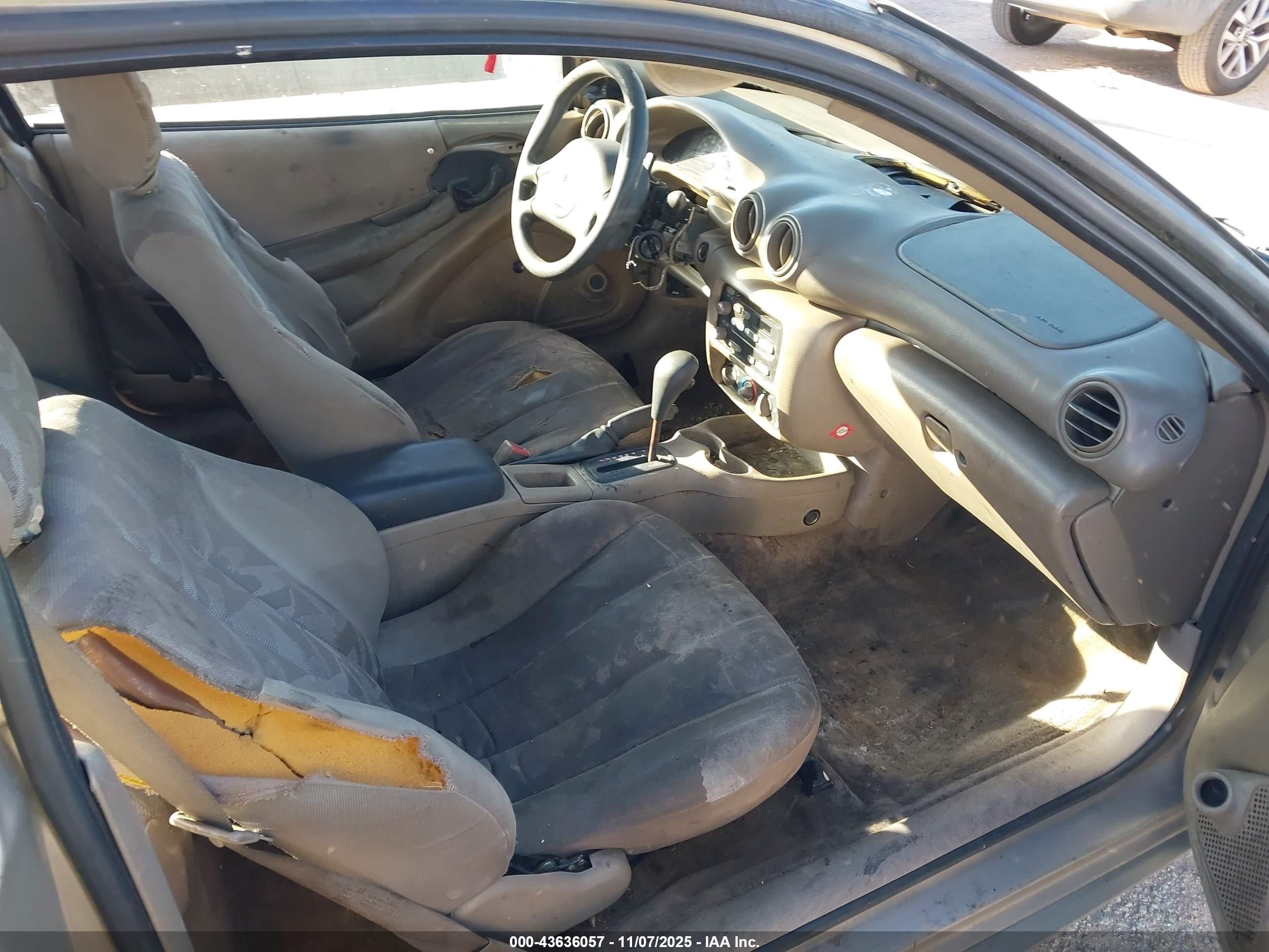 2003 Pontiac Sunfire   Tan vin: 1G2JB12F637113764