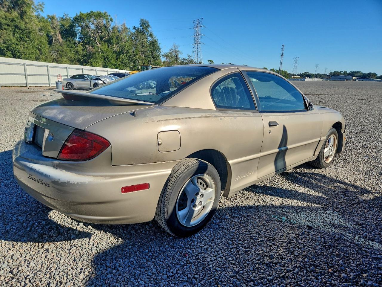 2004 Pontiac Sunfire Tan vin: 1G2JB12F747140263