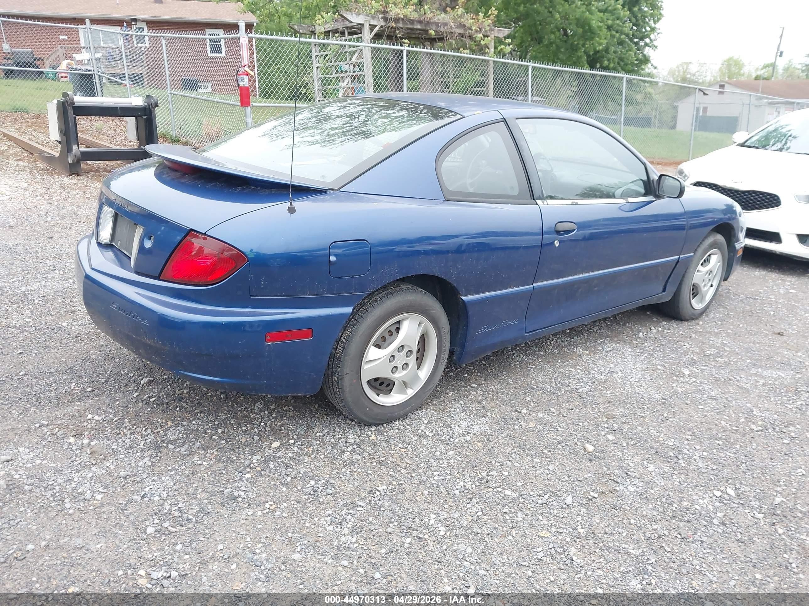 2004 Pontiac Sunfire   Blue vin: 1G2JB12F747263044