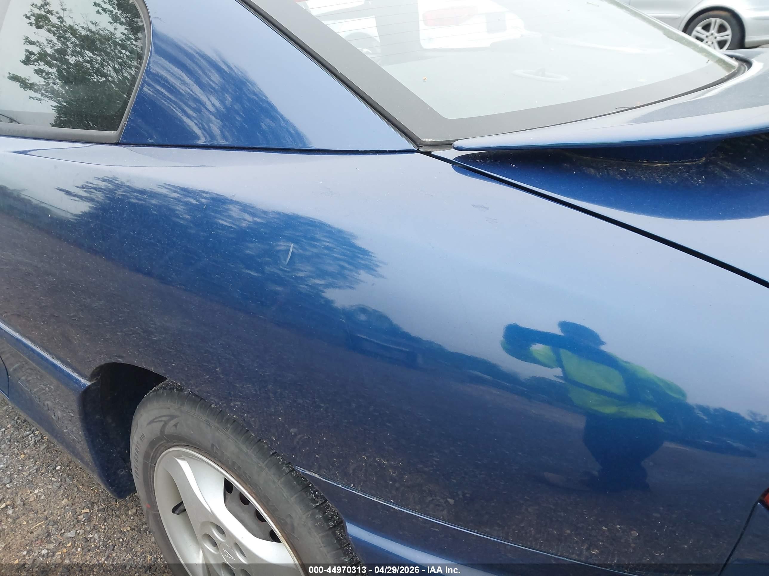2004 Pontiac Sunfire   Blue vin: 1G2JB12F747263044