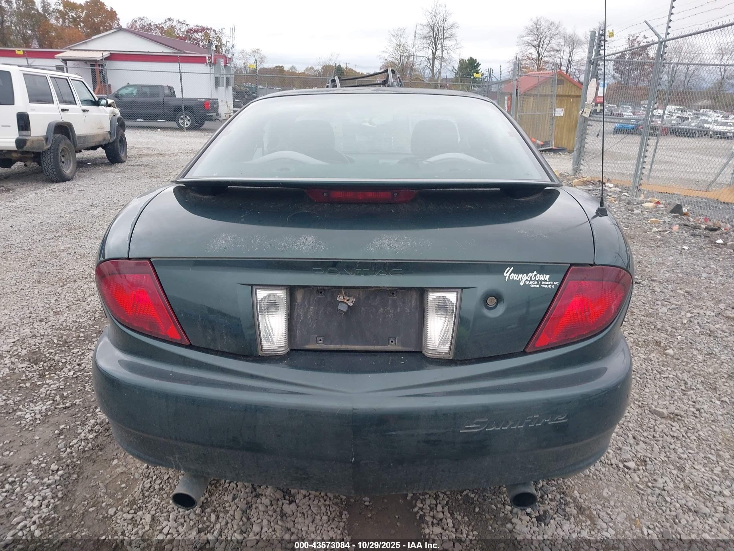 2003 Pontiac Sunfire   Green vin: 1G2JB12F837296021