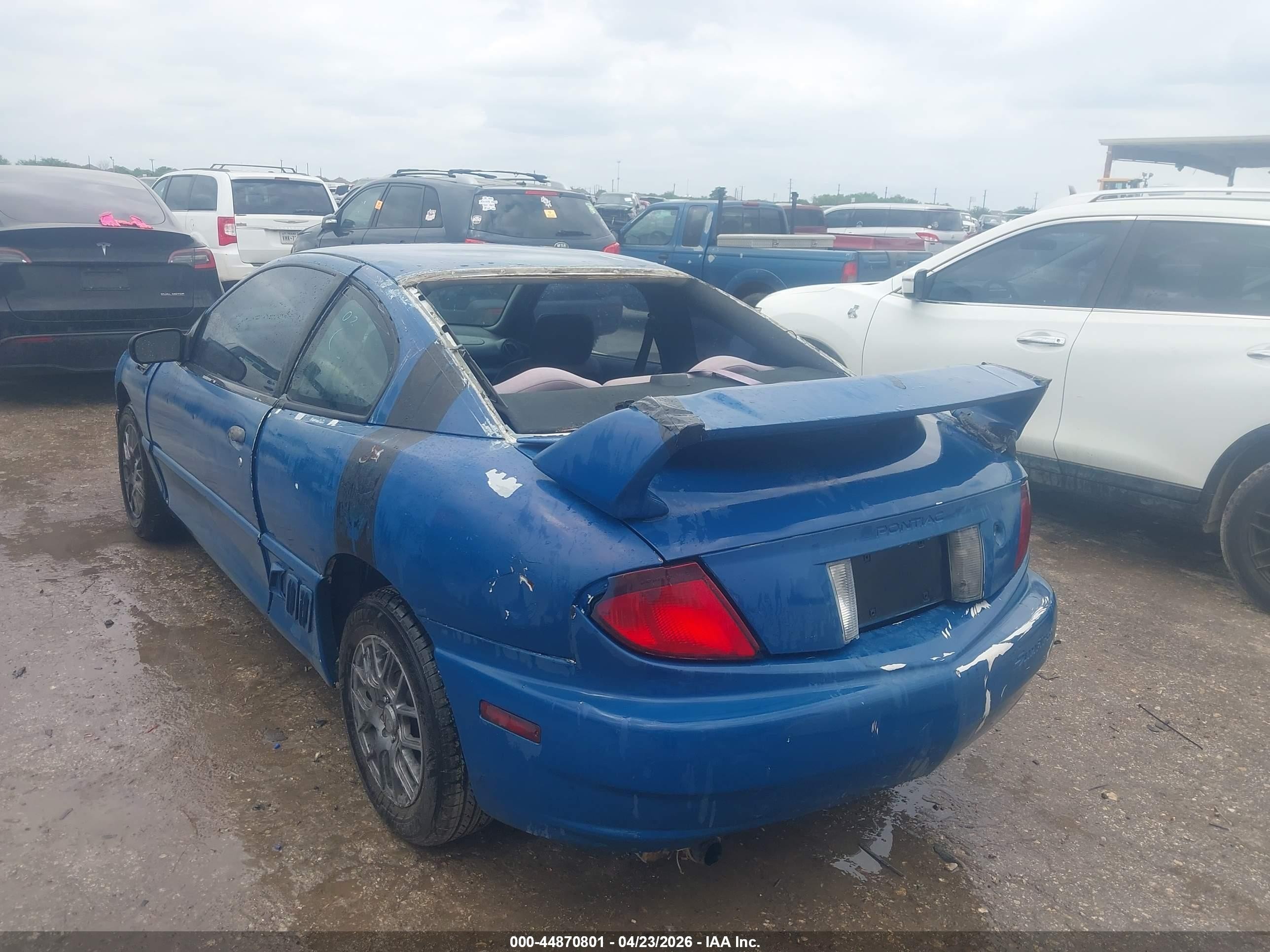 2004 Pontiac Sunfire   Blue vin: 1G2JB12F847262386