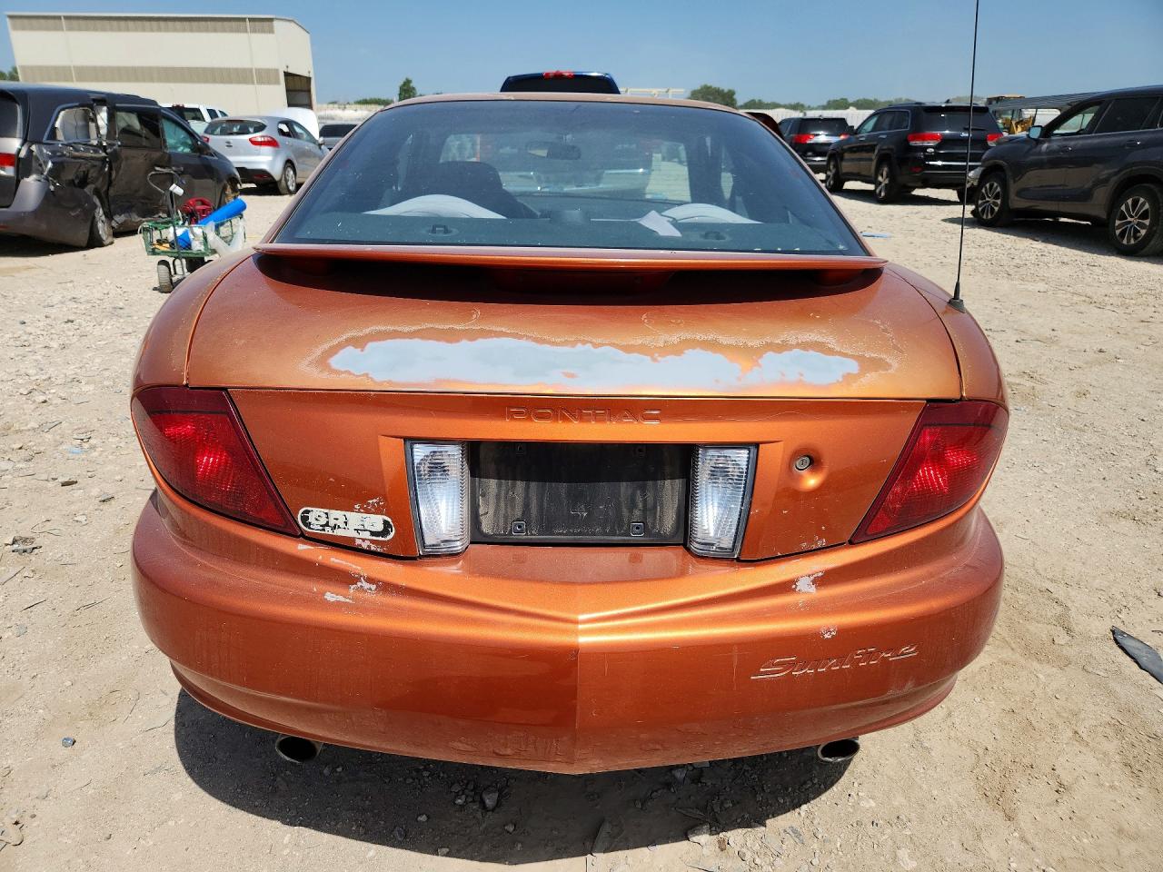 2004 Pontiac Sunfire Orange vin: 1G2JB12F847347034