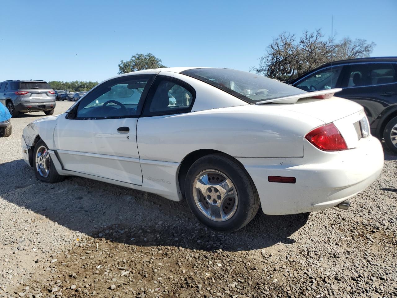 2004 Pontiac Sunfire White vin: 1G2JB12F847350354